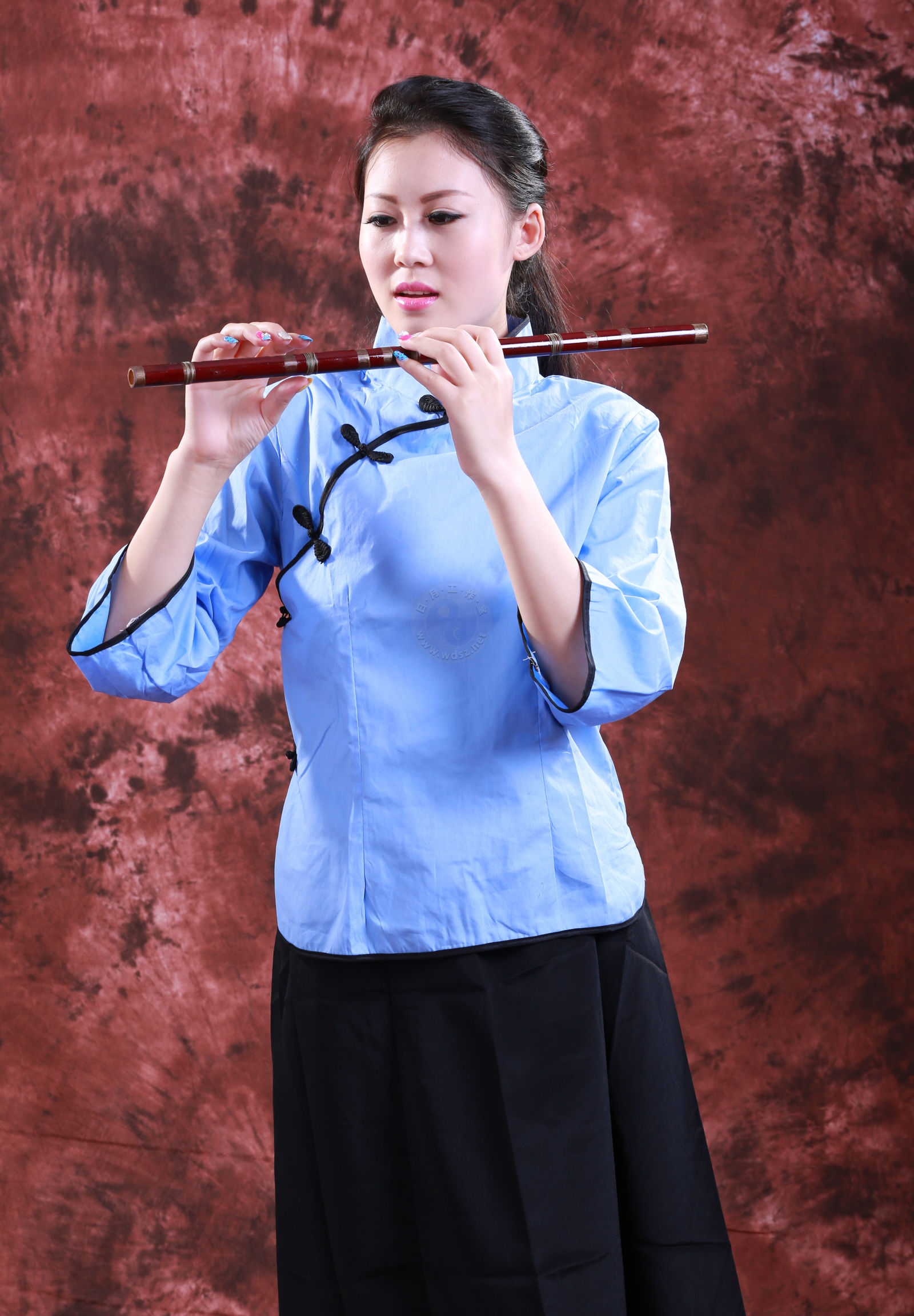 国模冰莲人体私拍套图 - 未分类人体摄影