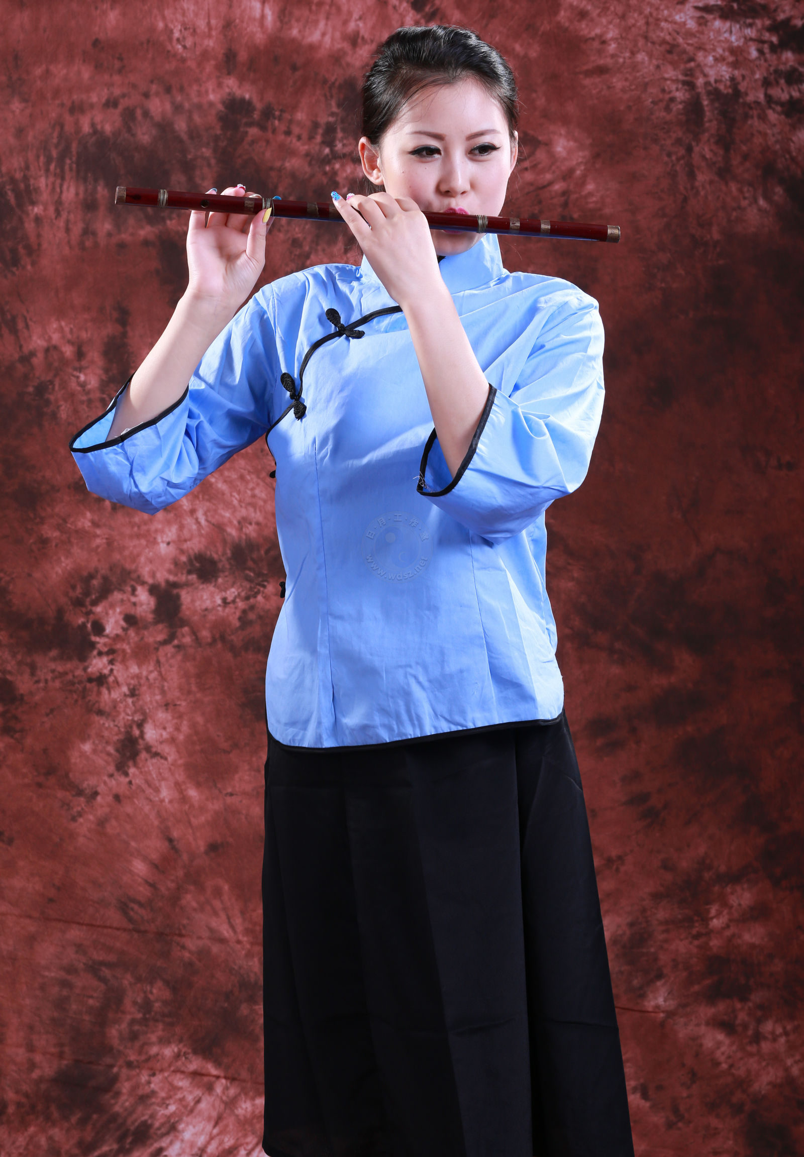 国模冰莲人体私拍套图 - 未分类人体摄影