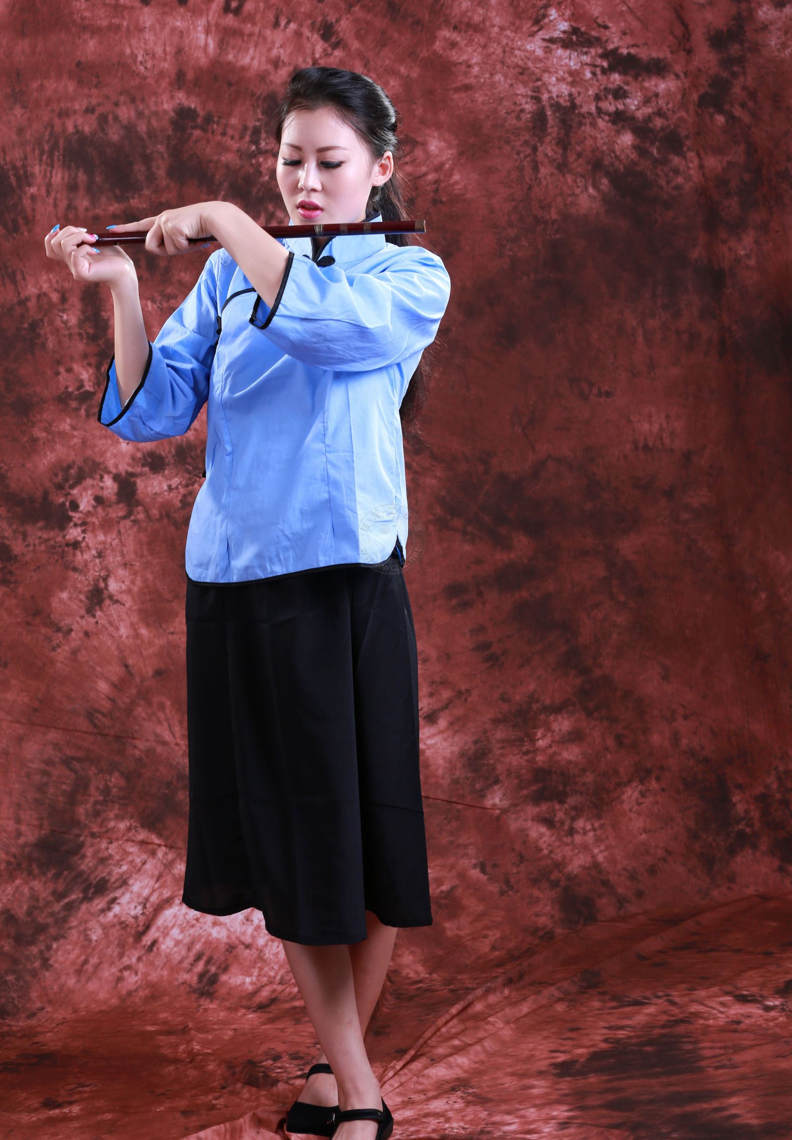 国模冰莲人体私拍套图 - 未分类人体摄影