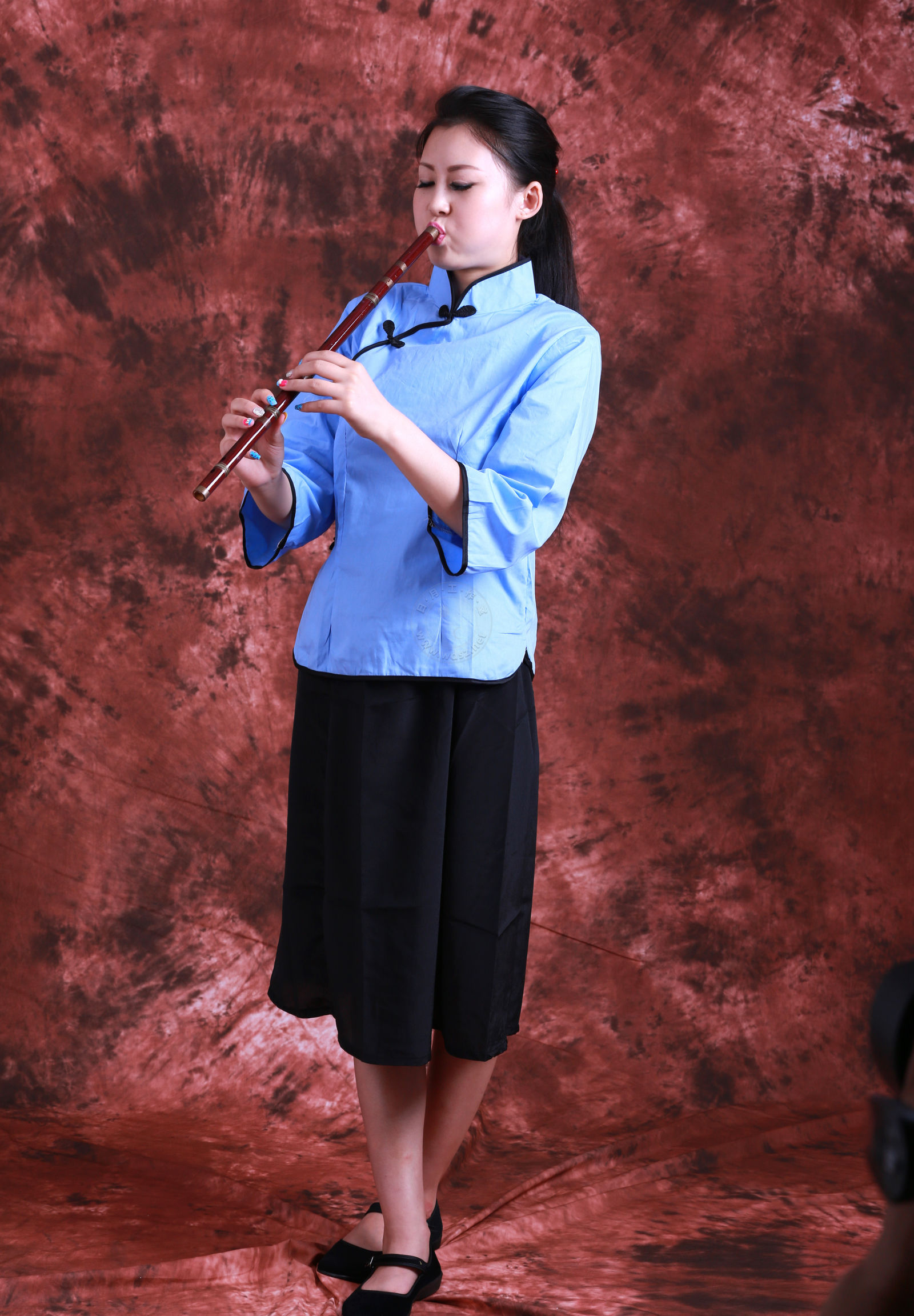 国模冰莲人体私拍套图 - 未分类人体摄影