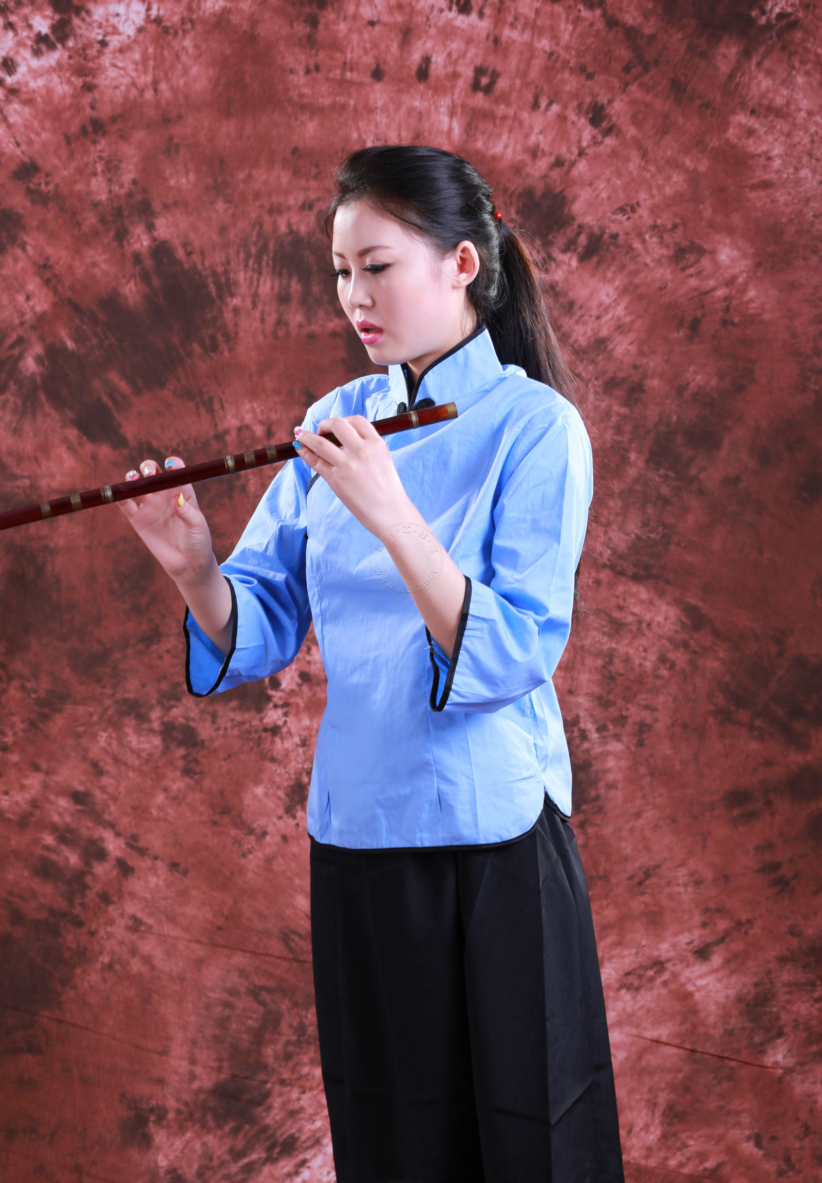 国模冰莲人体私拍套图 - 未分类人体摄影