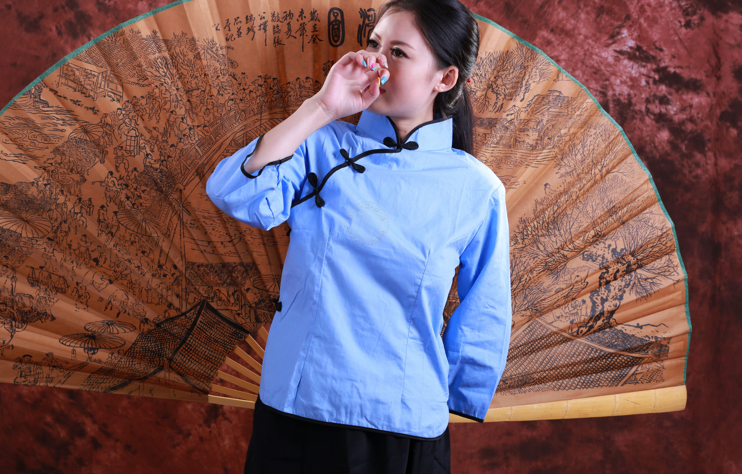 国模冰莲人体私拍套图 - 未分类人体摄影