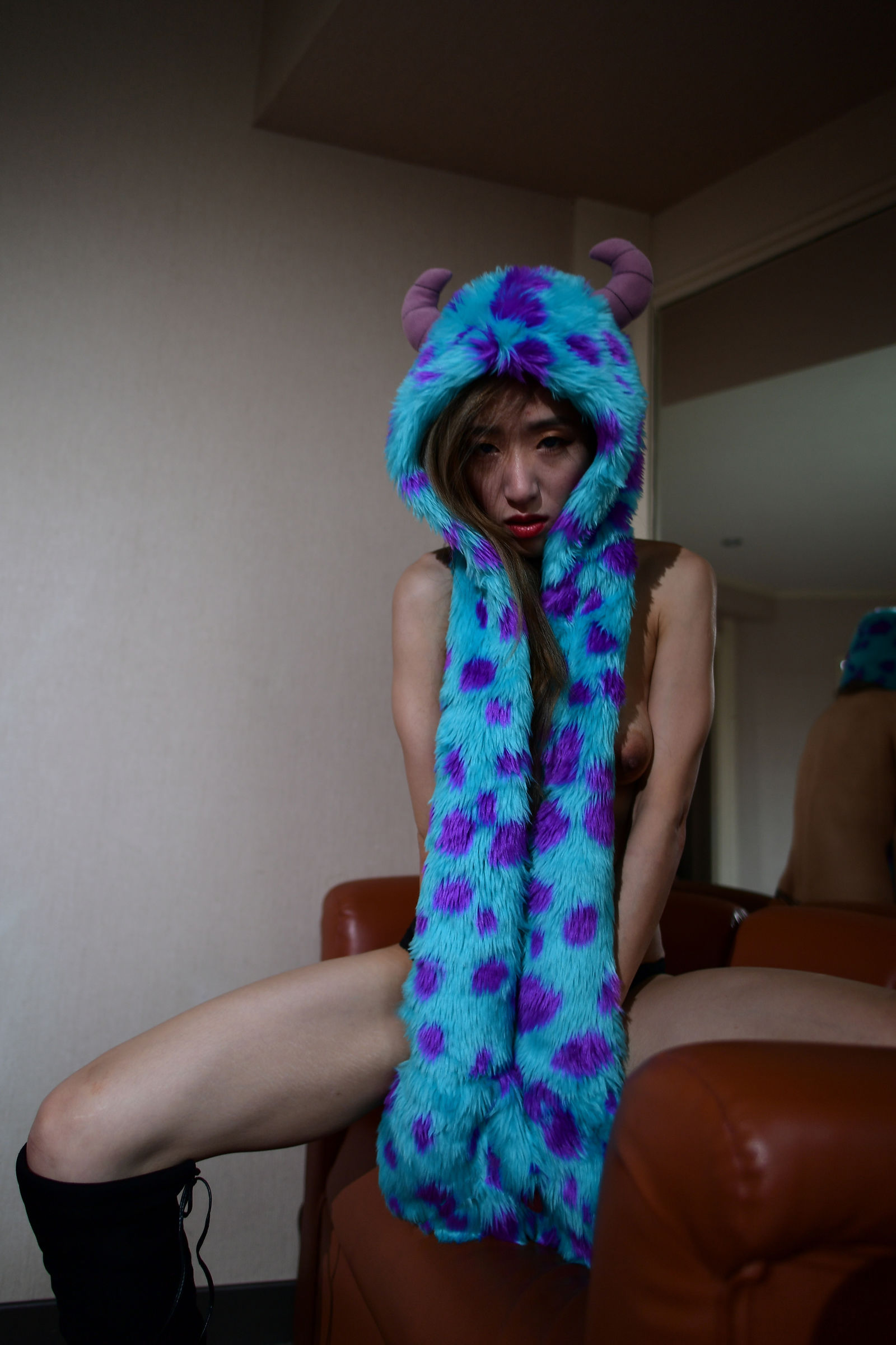 国模小情大尺度人体私拍套图 - 未分类人体摄影