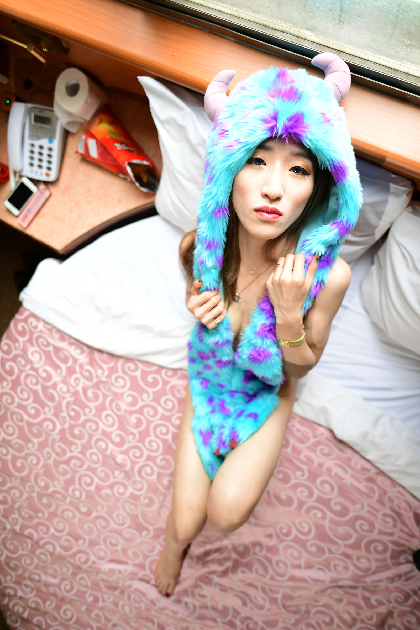 国模小情大尺度人体私拍套图 - 未分类人体摄影