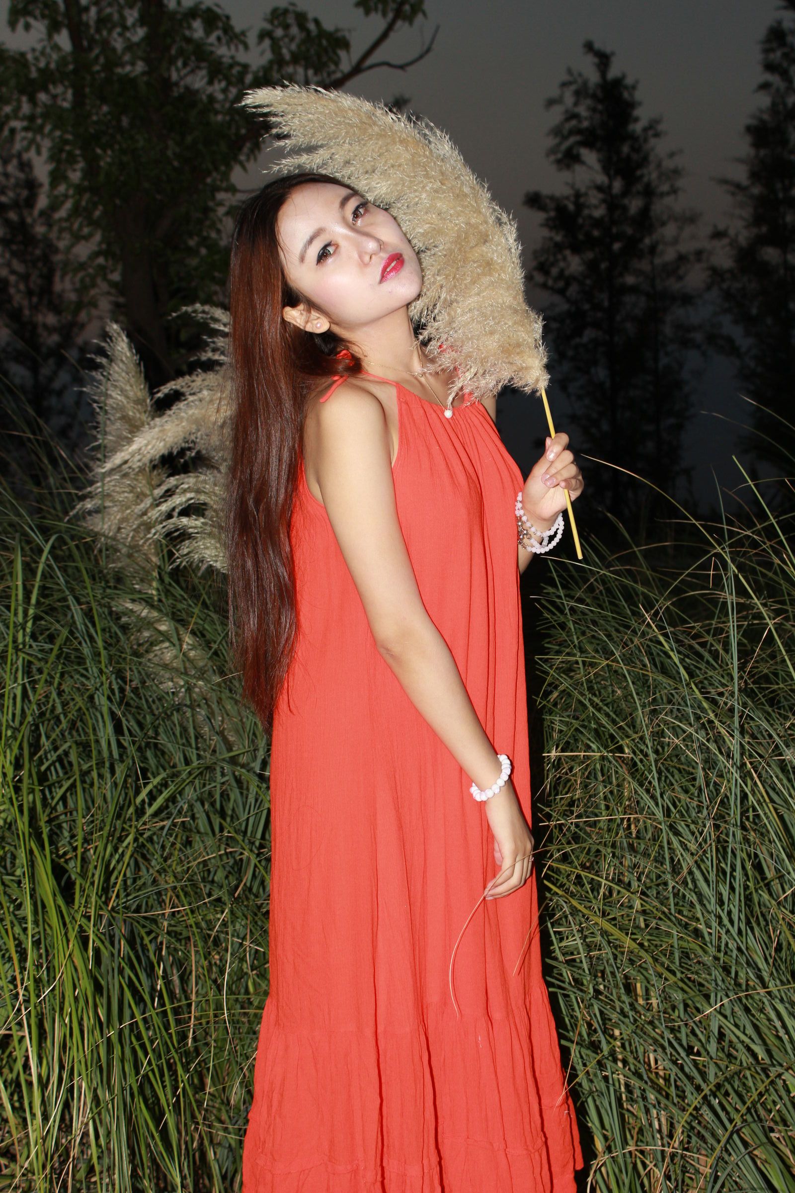 国模李梓熙野外大尺度私拍套图 - 未分类人体摄影