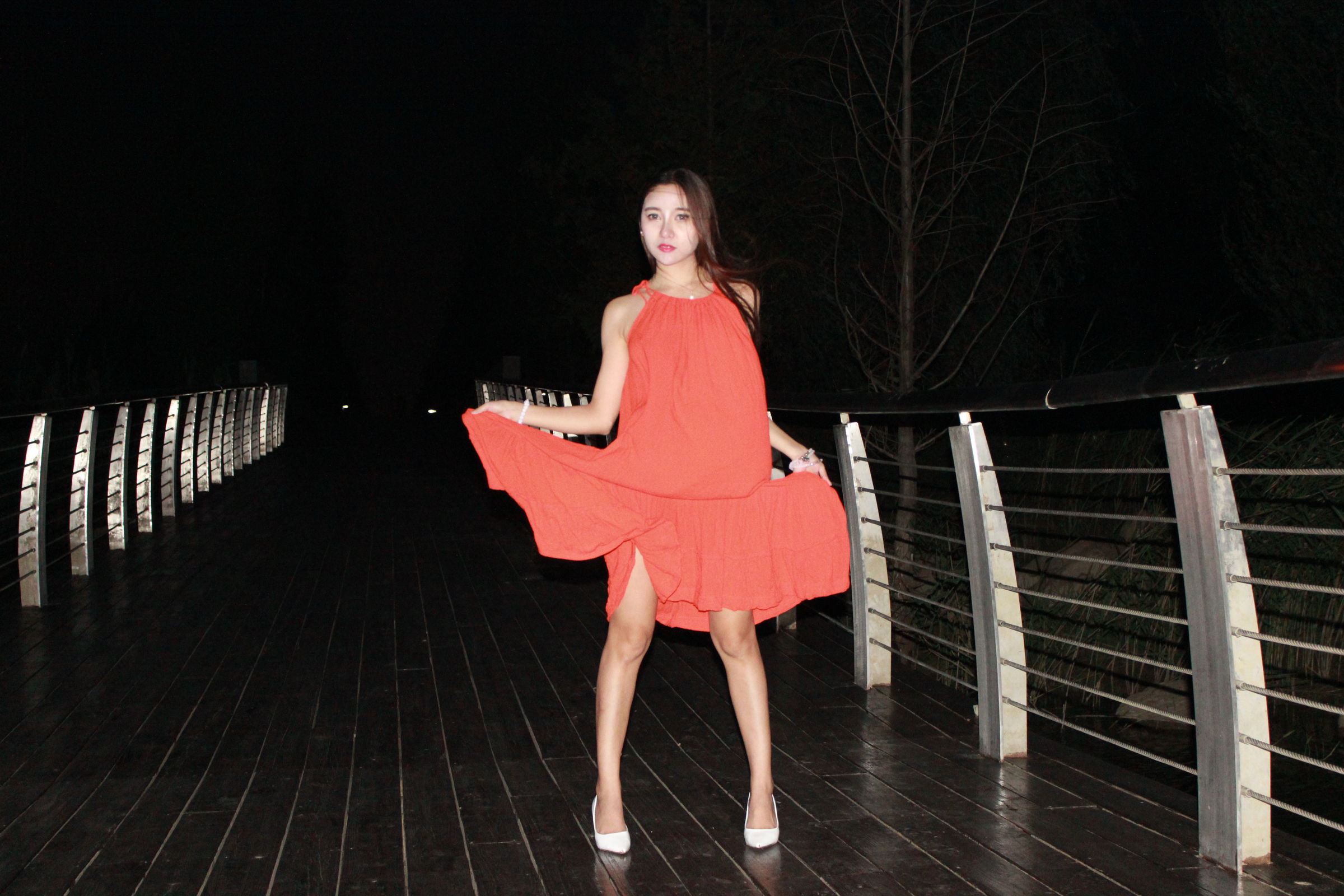 国模李梓熙野外大尺度私拍套图 - 未分类人体摄影