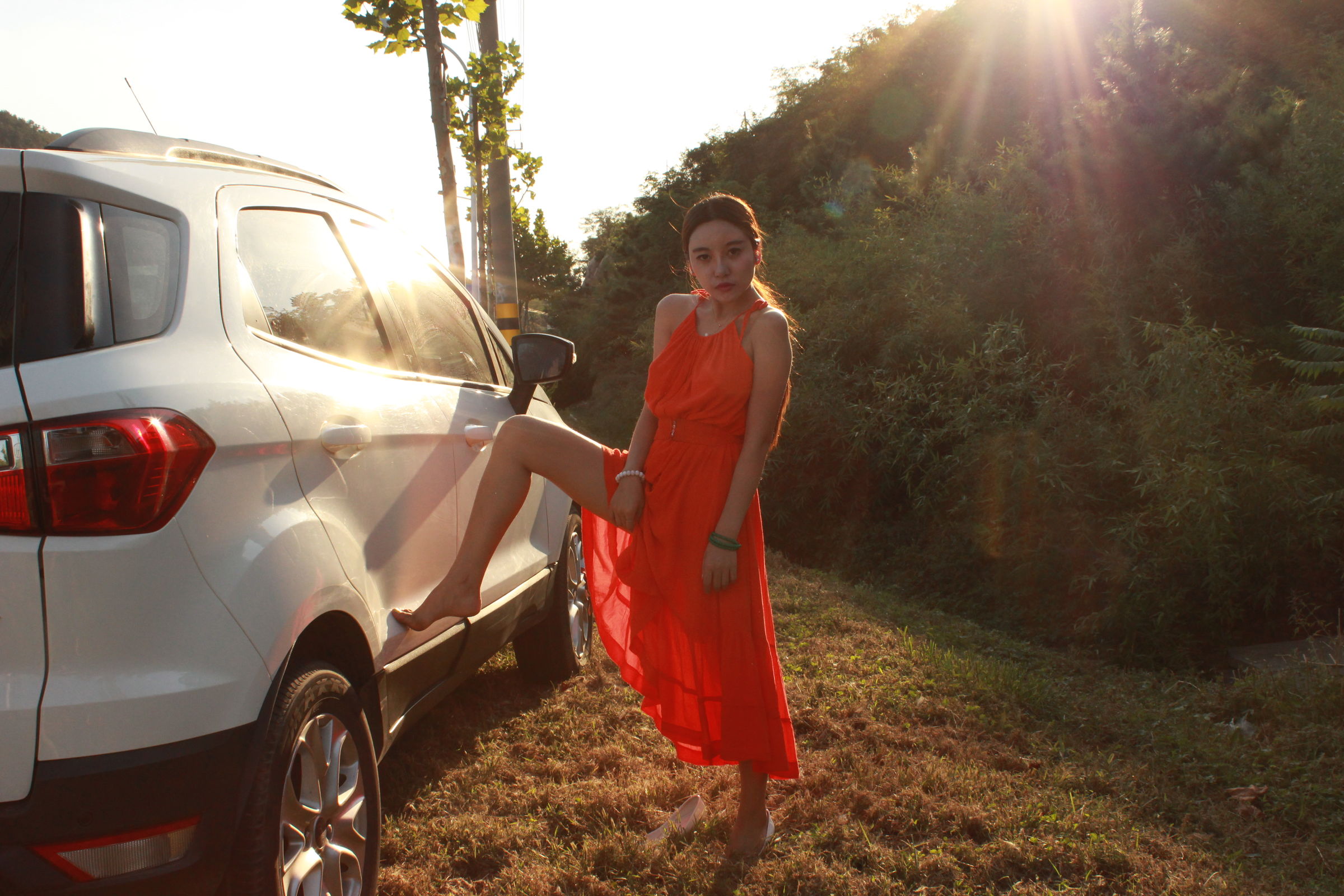 国模李梓熙野外大尺度私拍套图 - 未分类人体摄影