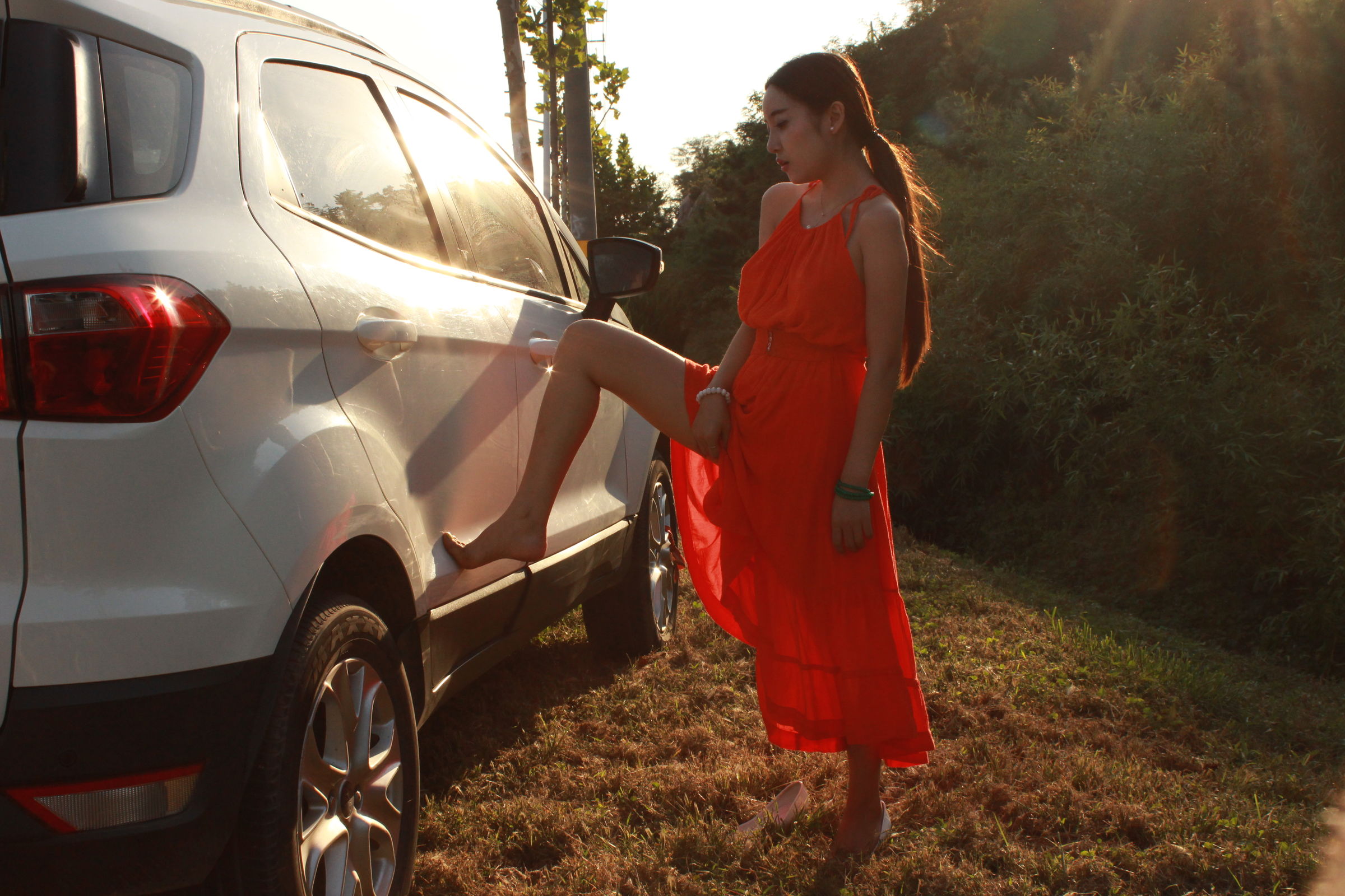 国模李梓熙野外大尺度私拍套图 - 未分类人体摄影