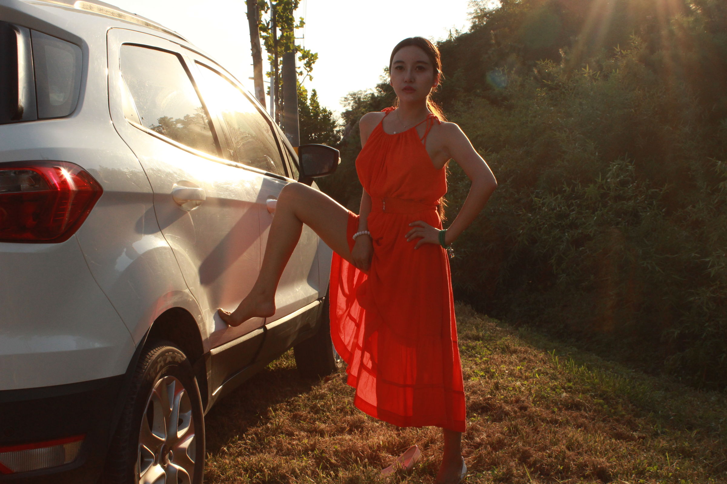 国模李梓熙野外大尺度私拍套图 - 未分类人体摄影