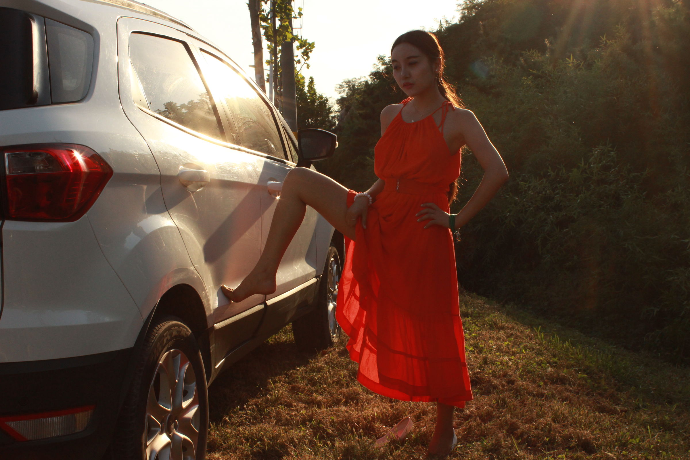 国模李梓熙野外大尺度私拍套图 - 未分类人体摄影