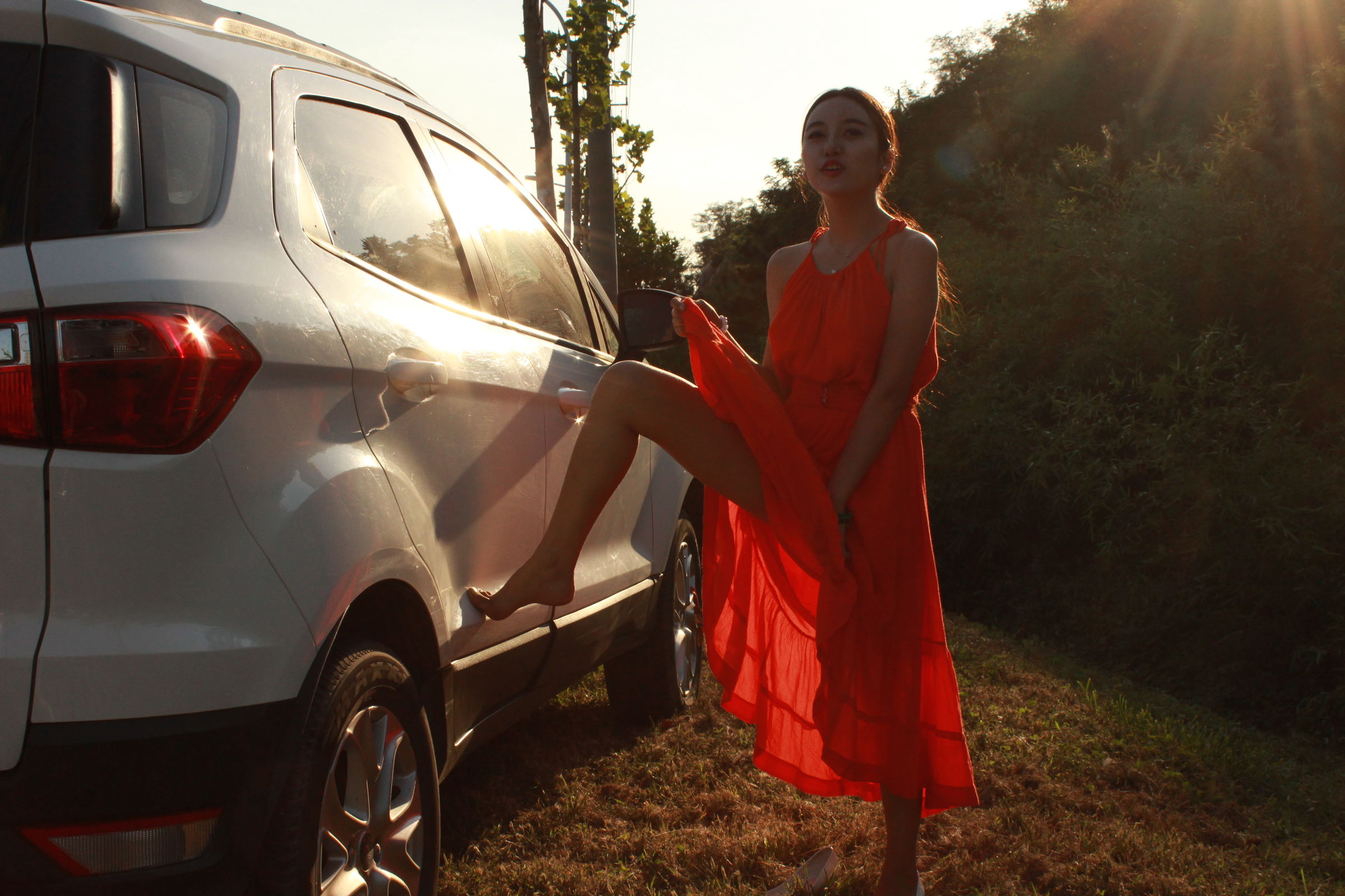 国模李梓熙野外大尺度私拍套图 - 未分类人体摄影