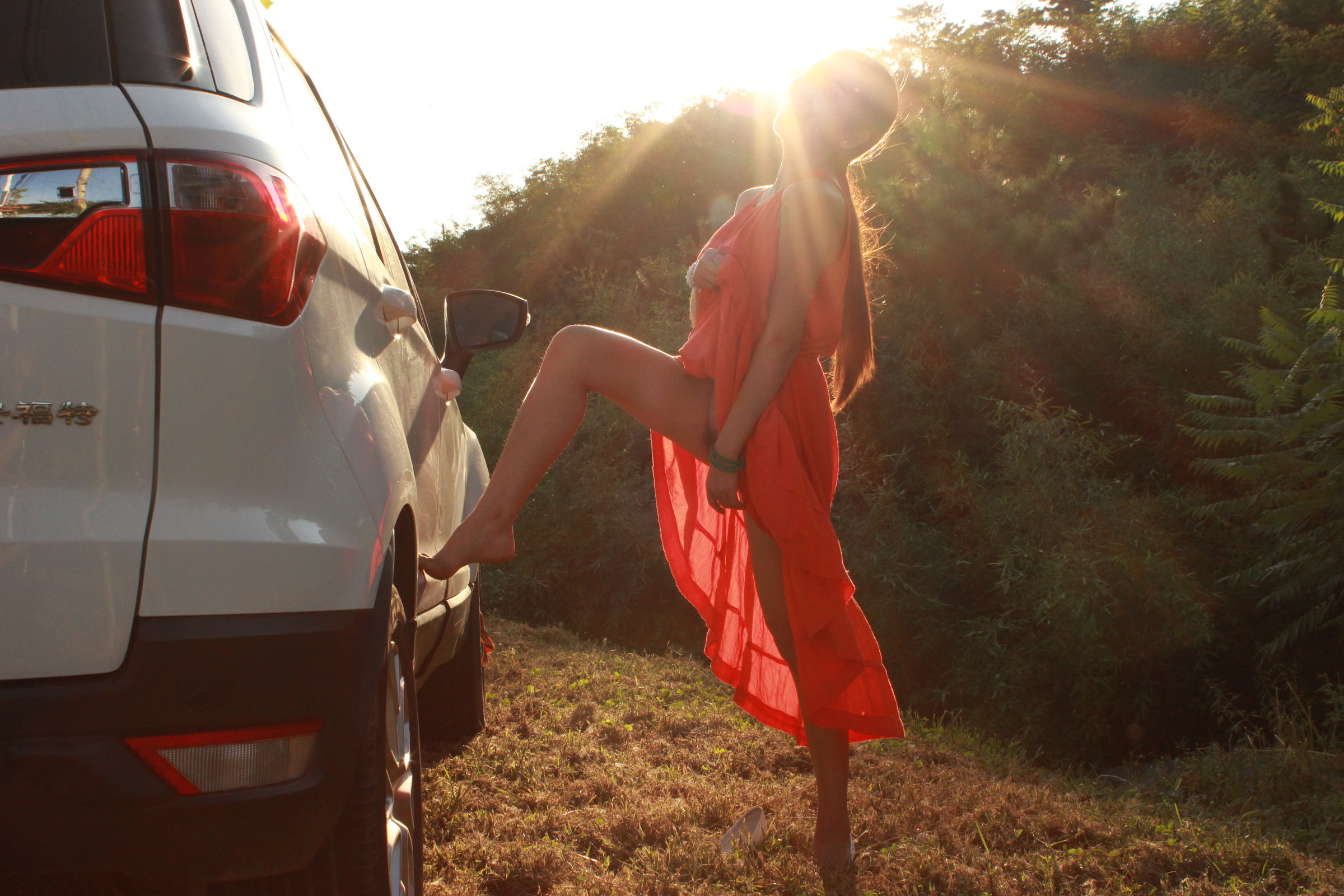 国模李梓熙野外大尺度私拍套图 - 未分类人体摄影