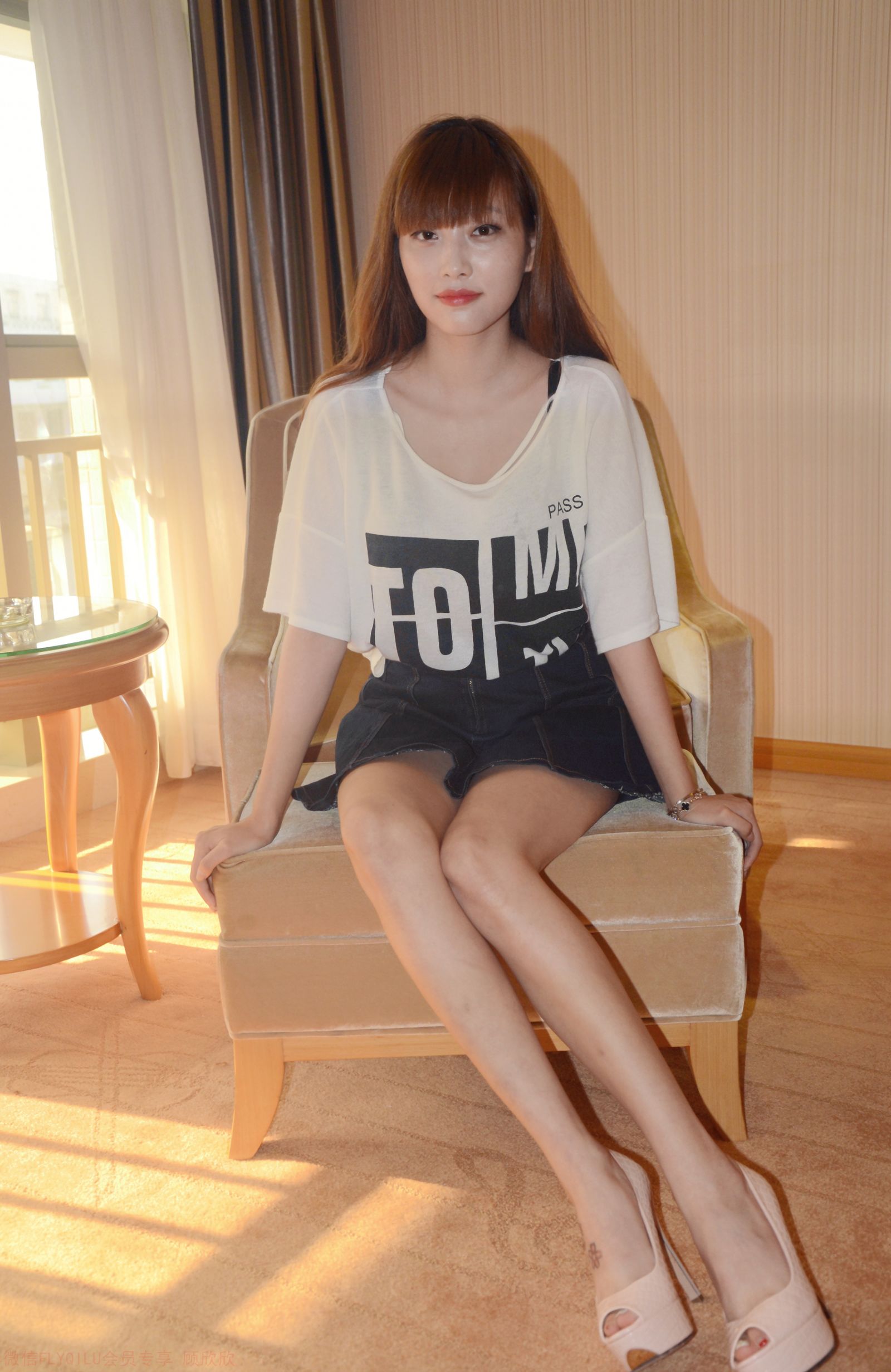 国模顾欣欣（杨晨晨sugar）大尺度人体私拍套图 - 未分类人体摄影