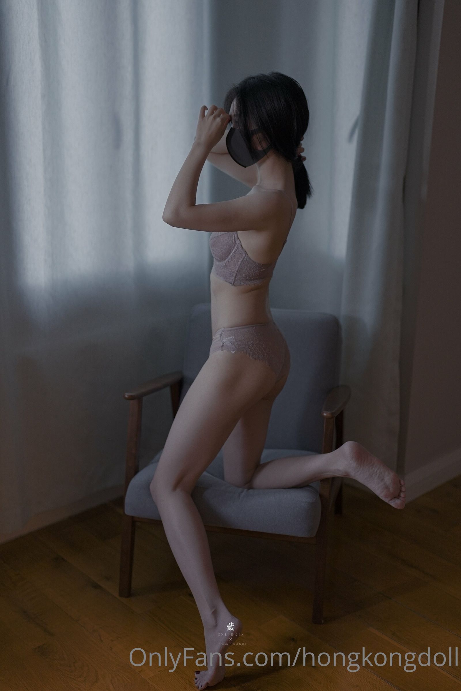 玩偶姐姐《套图1》 - 未分类人体摄影