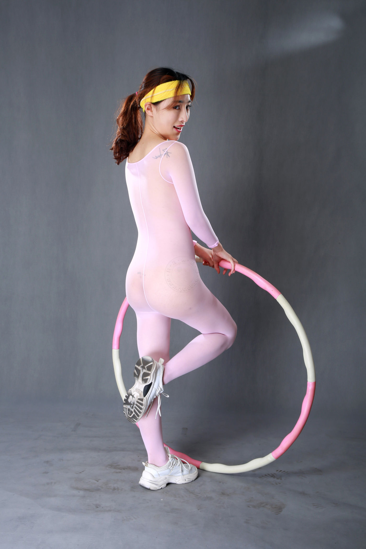 秀人网模特西门小玉宾馆大尺度人体私拍套图 - 未分类人体摄影