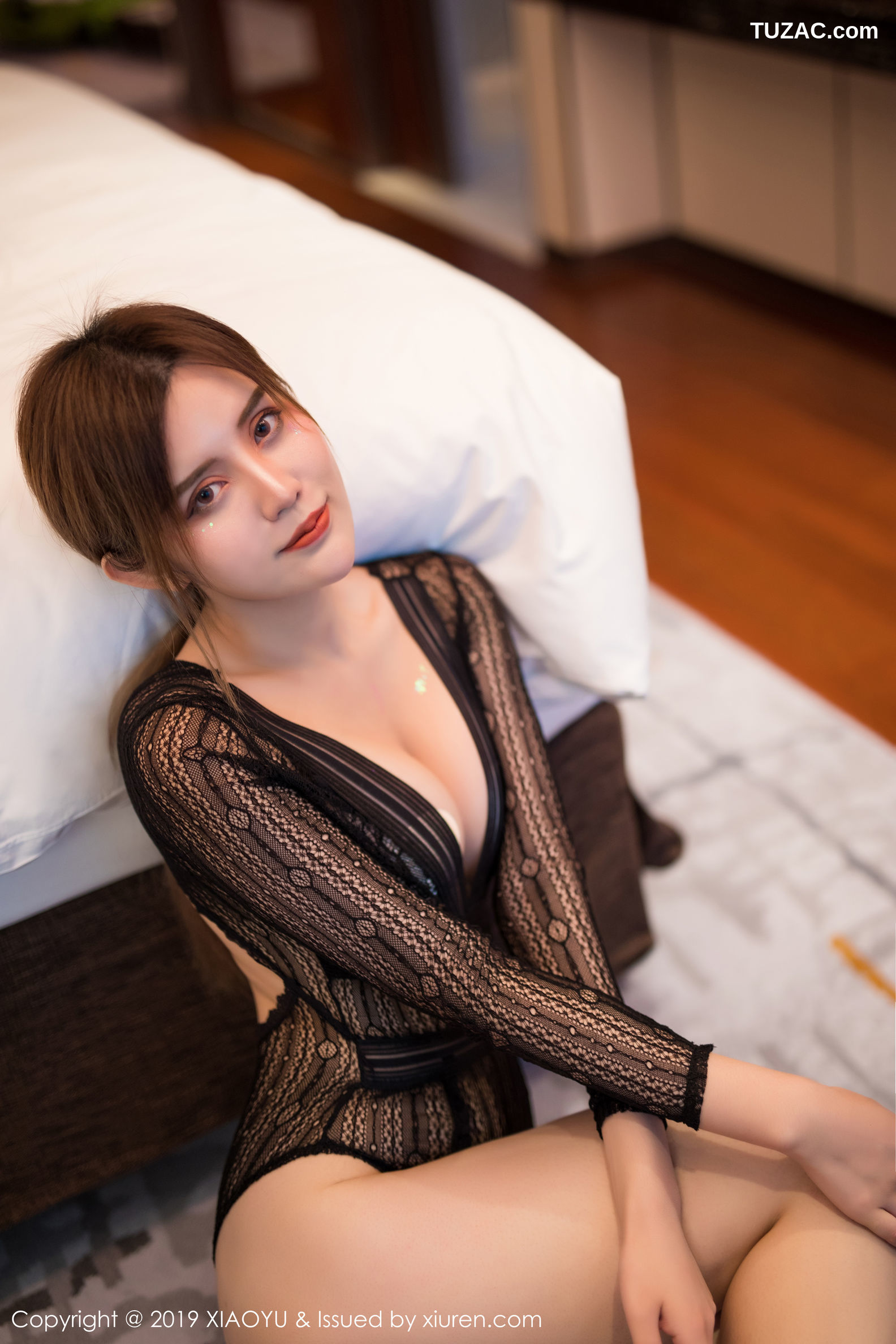 XiaoYu语画界-064-卓娅祺-《胸与浑圆的臀部际线》-2019.05.06