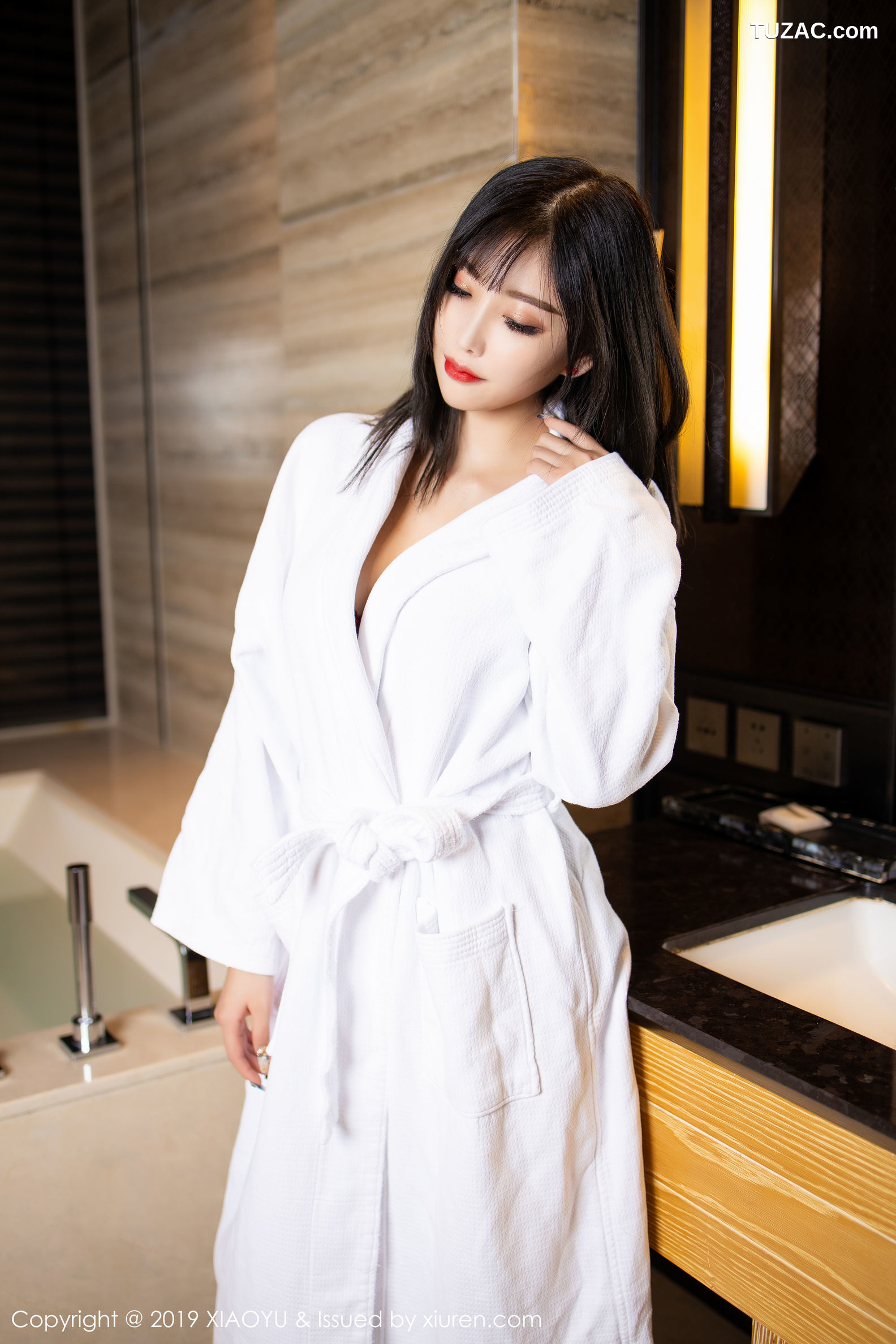 XiaoYu语画界-153-杨晨晨-《魅惑的吊袜与解开的内衣》-2019.09.16