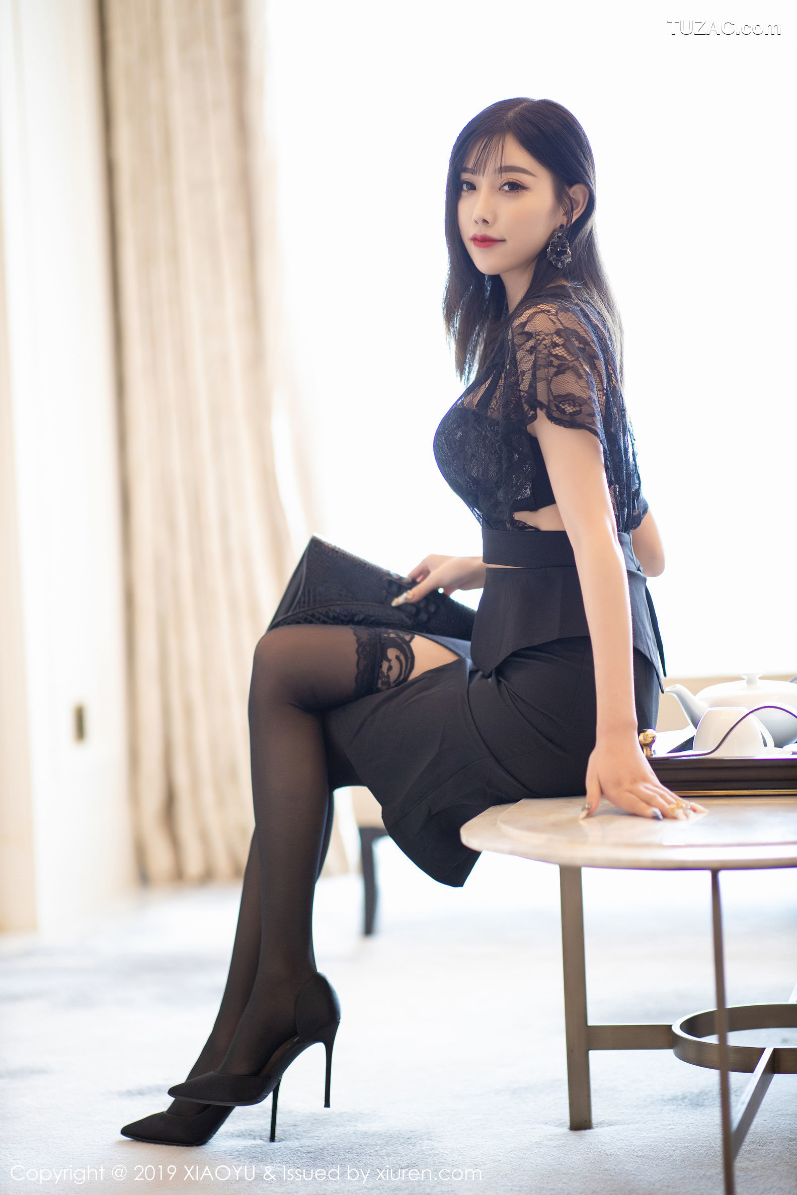 XiaoYu语画界-162-杨晨晨-《镂空内衣与诱人黑丝视觉魅惑》-2019.09.27