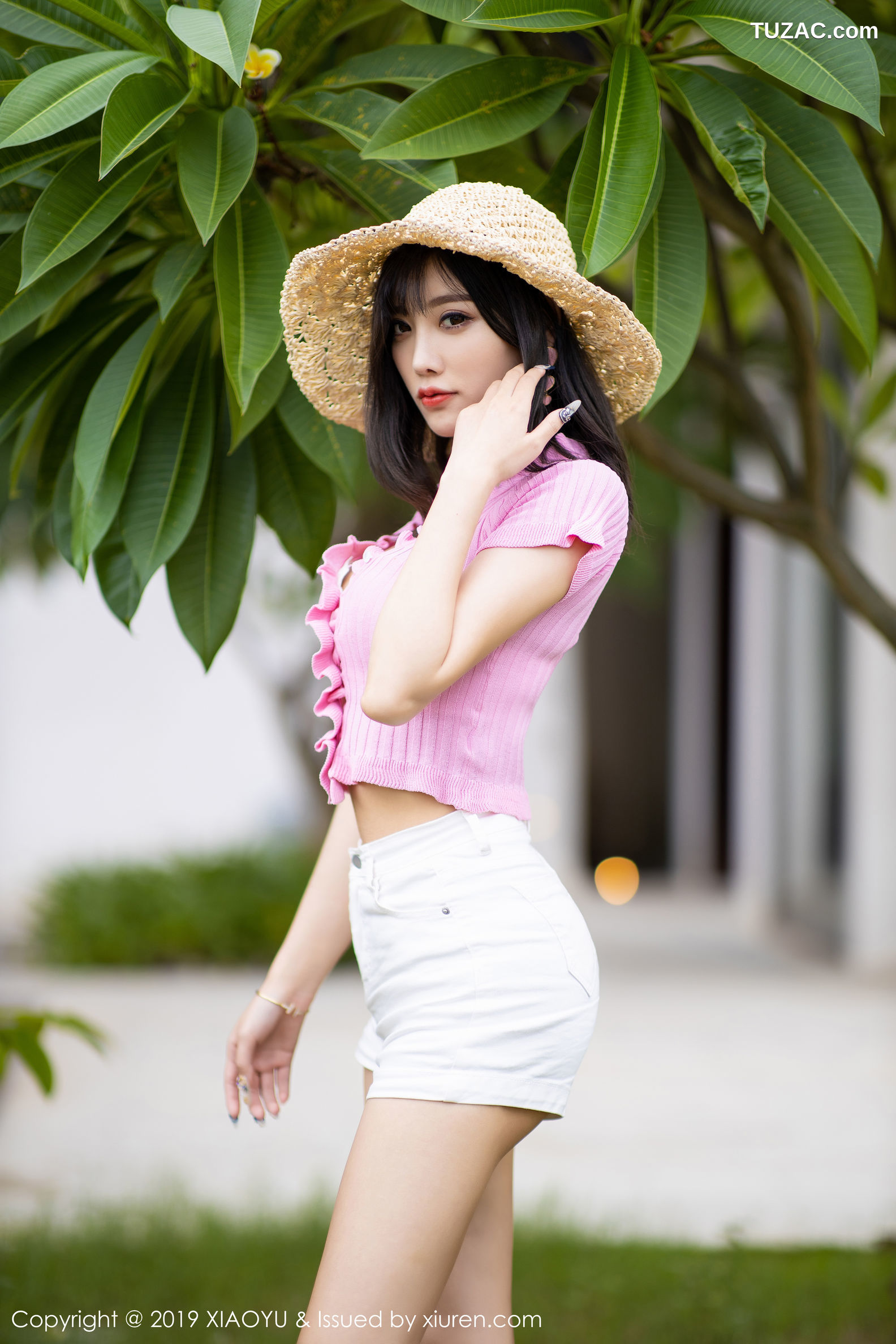 XiaoYu语画界-169-杨晨晨-《室外草帽女孩主题》-2019.10.12