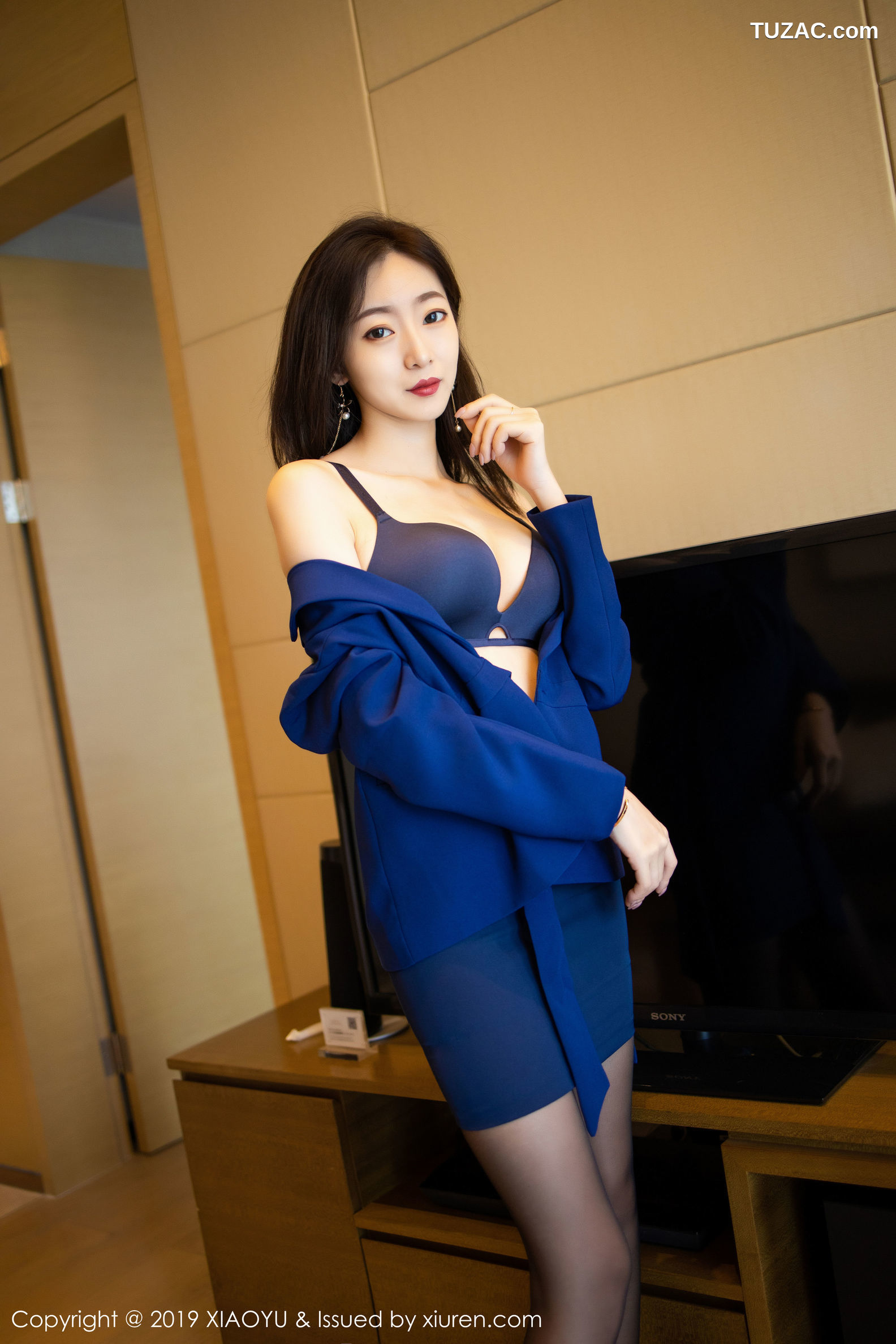 XiaoYu语画界-203-安琪Yee-《黑丝OL职业装》-2019.11.28