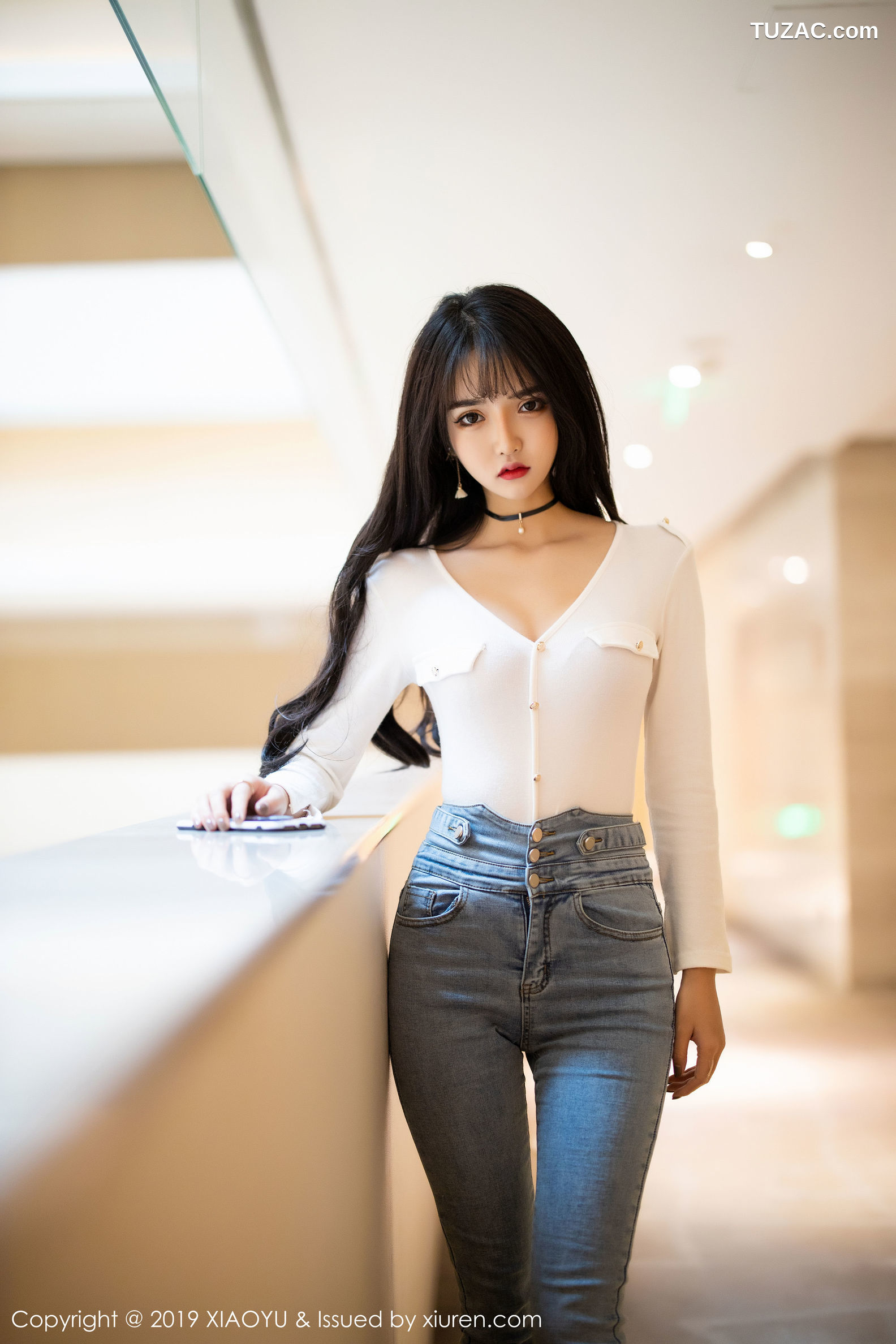 XiaoYu语画界-212-Miko酱吖-《性感牛仔裤-衬衫丝袜》-2019.12.11