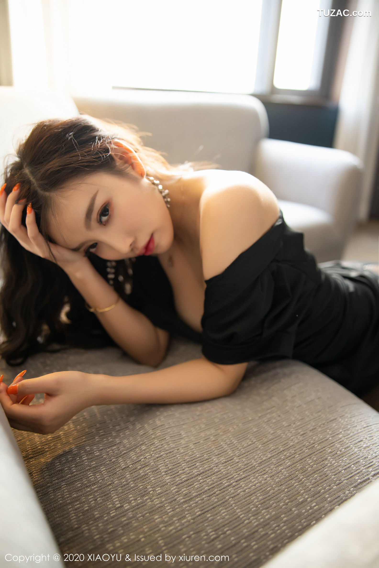 XiaoYu语画界-252-杨晨晨-《黑丝网袜性感护士制服》-2020.02.21