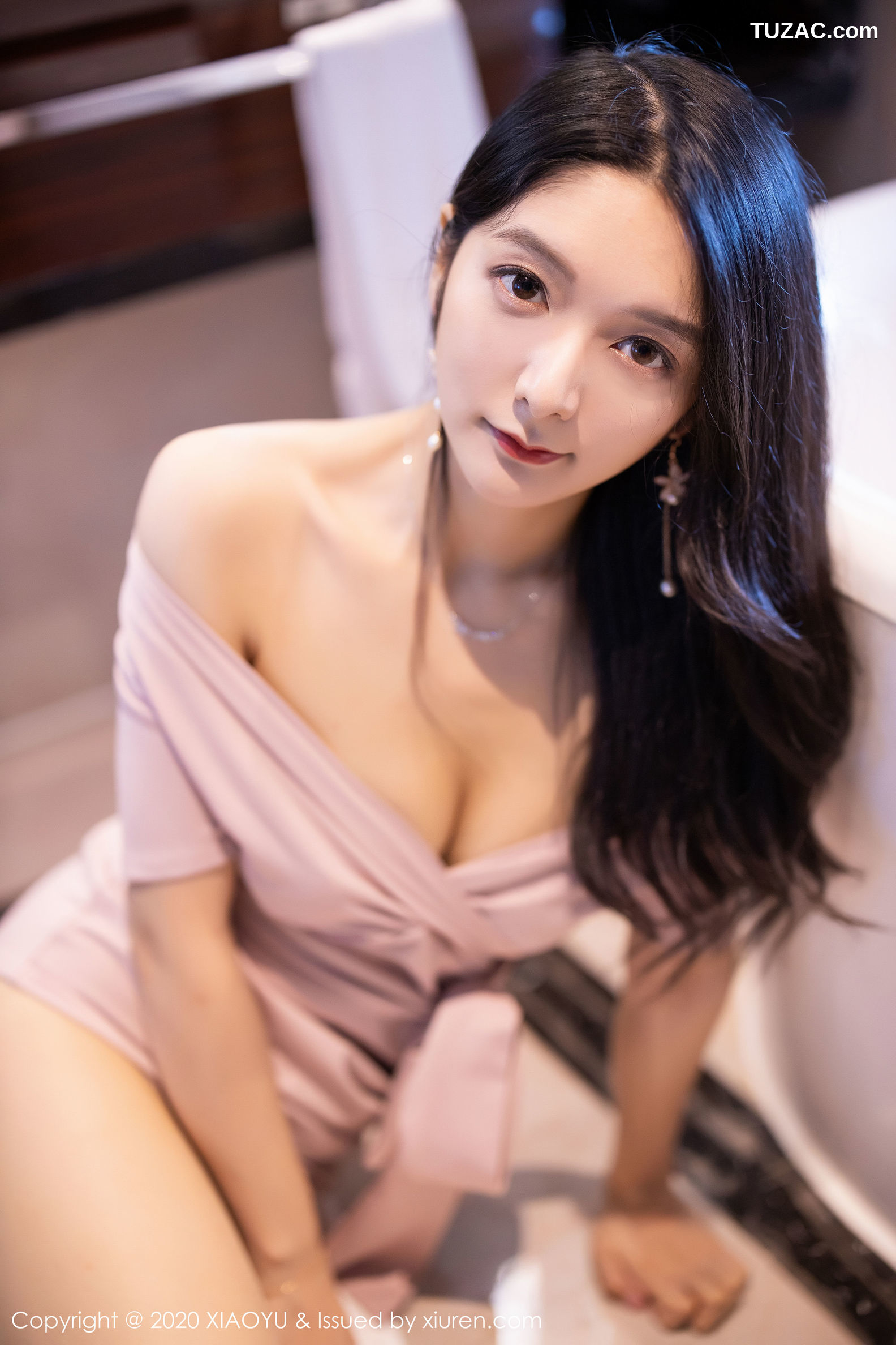 XiaoYu语画界-256-小热巴-《玫瑰金色的吊裙与丝袜诱惑》-2020.02.27