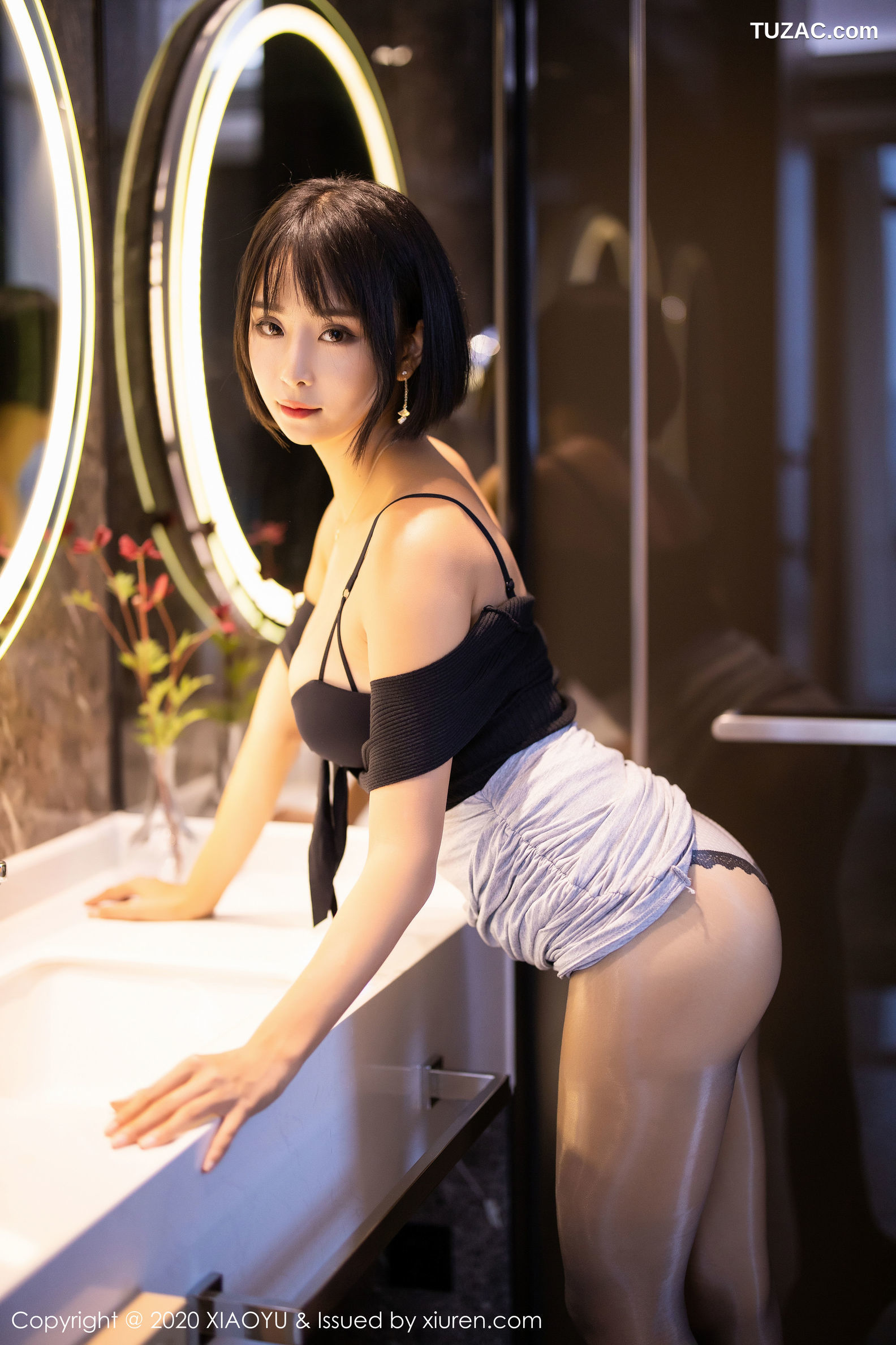 XiaoYu语画界-261-蓝夏Akasha-《性感内衣下美胸与美腿》-2020.03.05