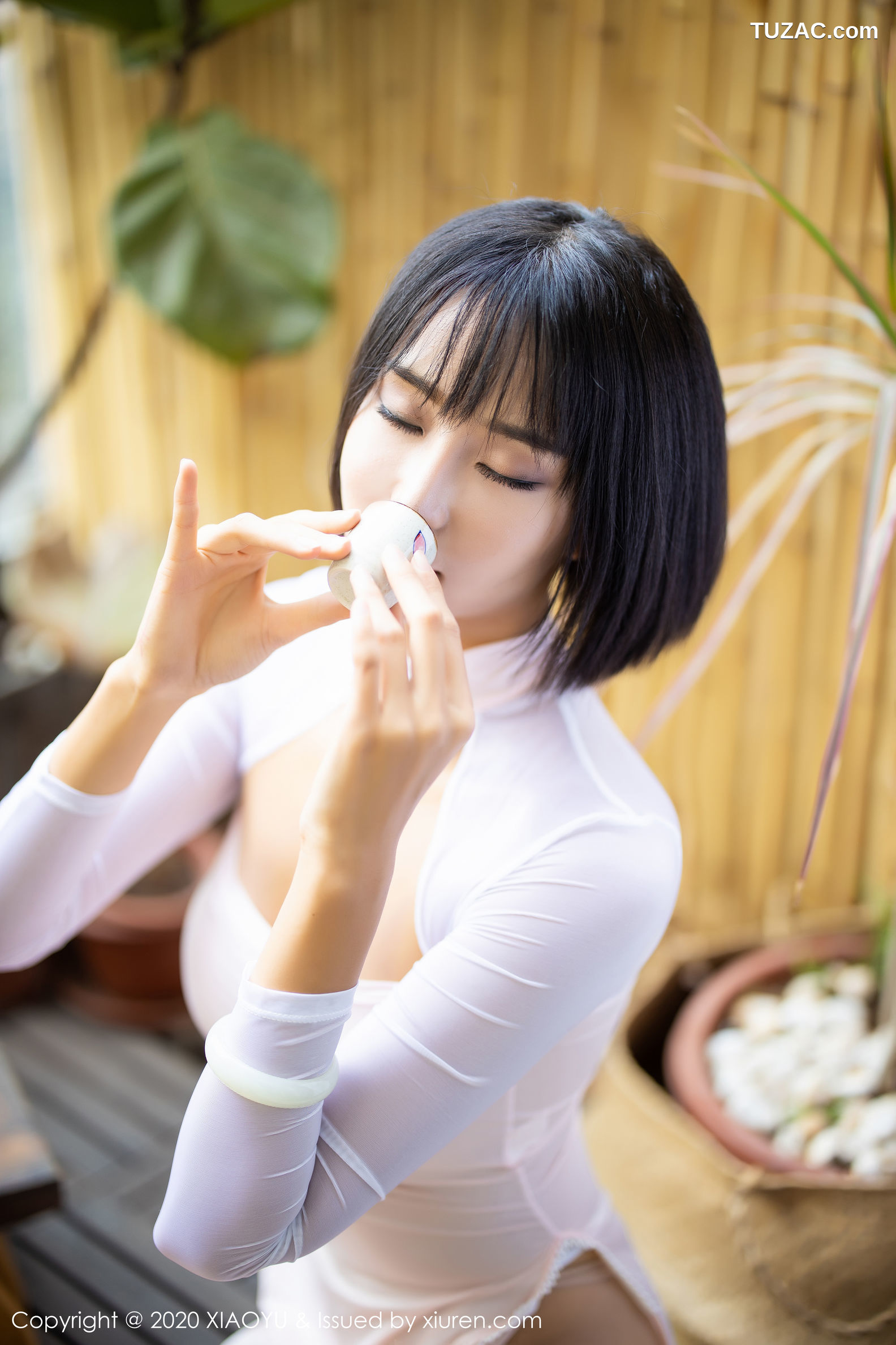 XiaoYu语画界-269-蓝夏Akasha-《扇子与朦胧丝袜》-2020.03.17