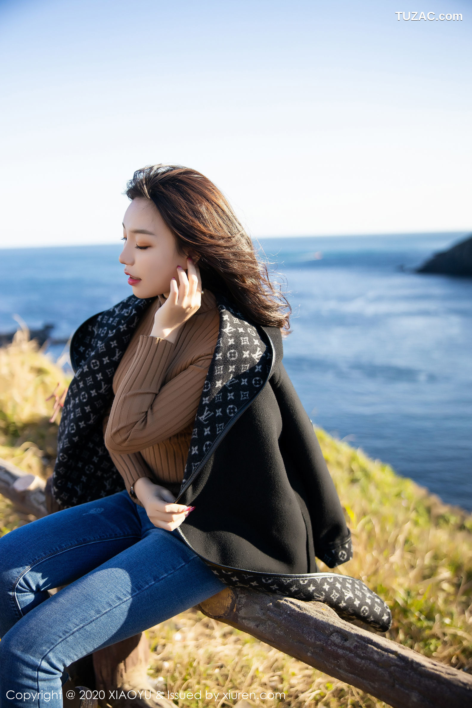 XiaoYu语画界-275-芝芝-《古典韵味旗袍丝袜美腿翘臀》-2020.03.25