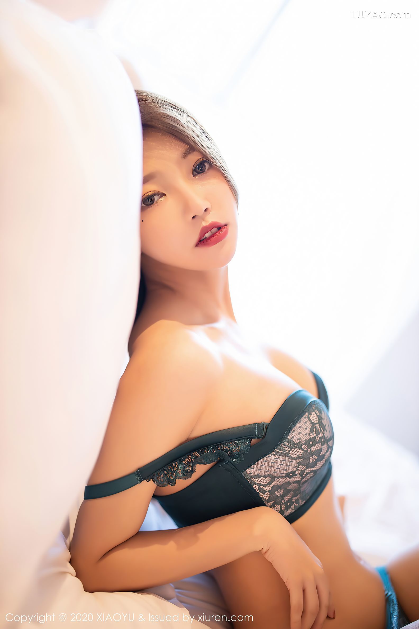 XiaoYu语画界-337-冯木木-《青瓷色的内衣与极致黑丝》-2020.07.30