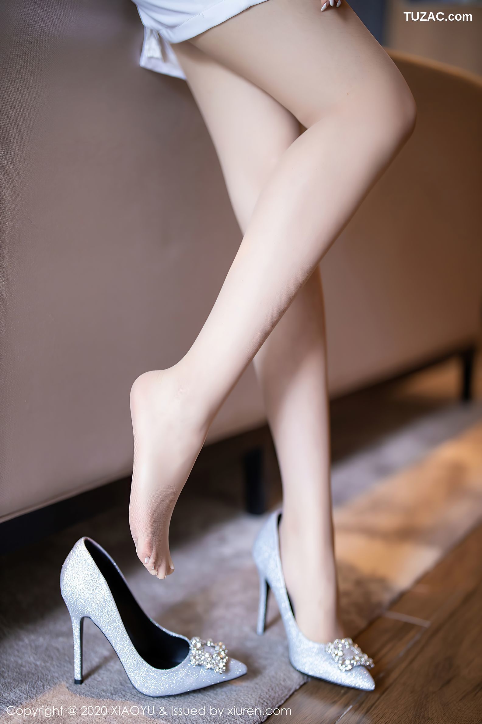 XiaoYu语画界-340-芝芝-《极致丝足美腿》-2020.08.04