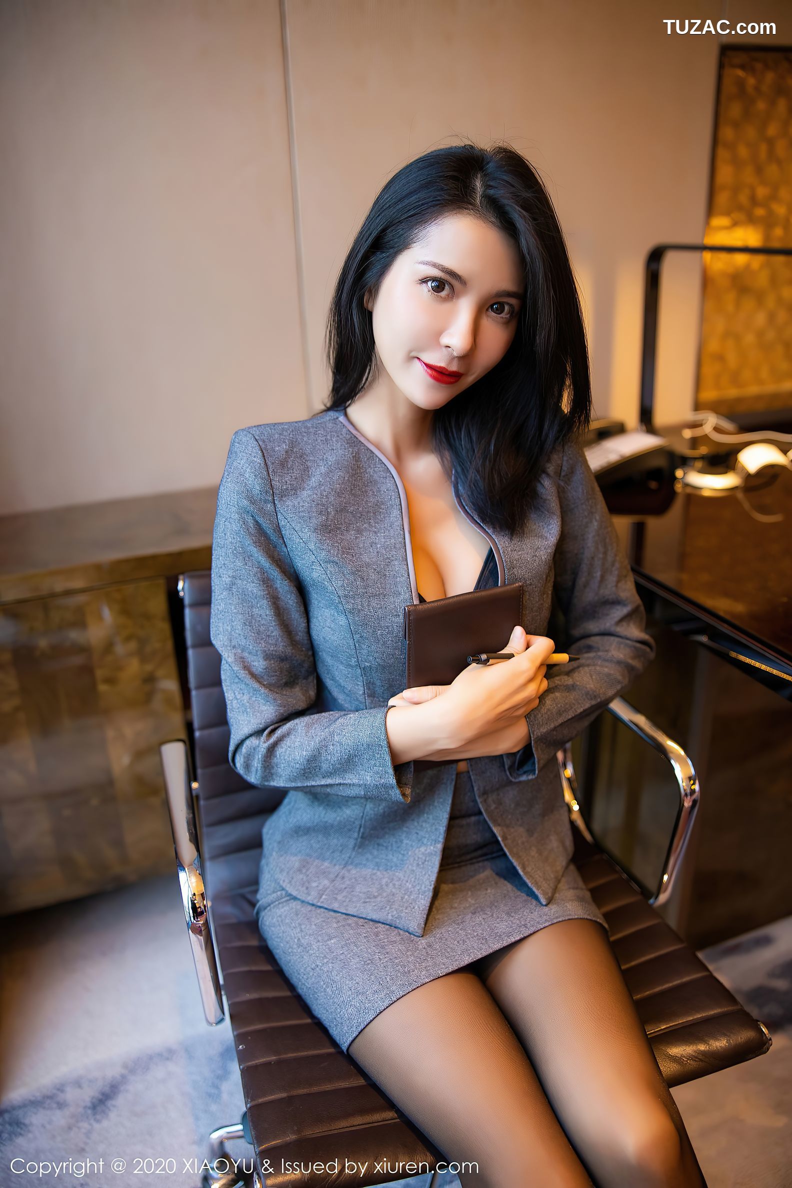 XiaoYu语画界-347-Carry-《私人管家写真》-2020.08.13