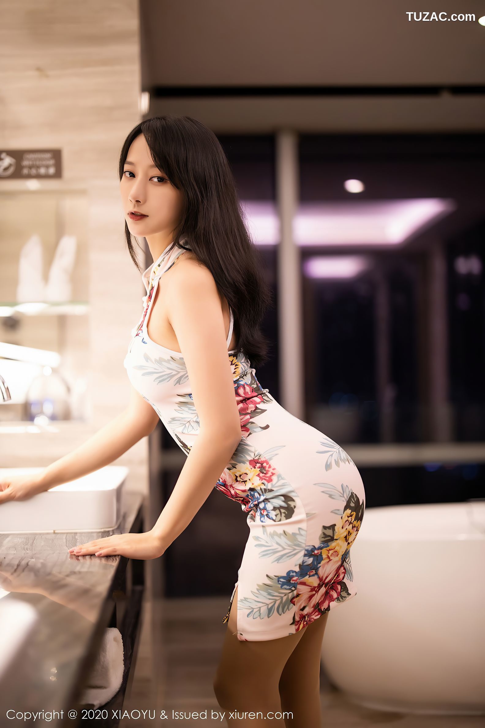 XiaoYu语画界-366-何嘉颖-《性感朦胧肉丝美腿系列》-2020.09.09