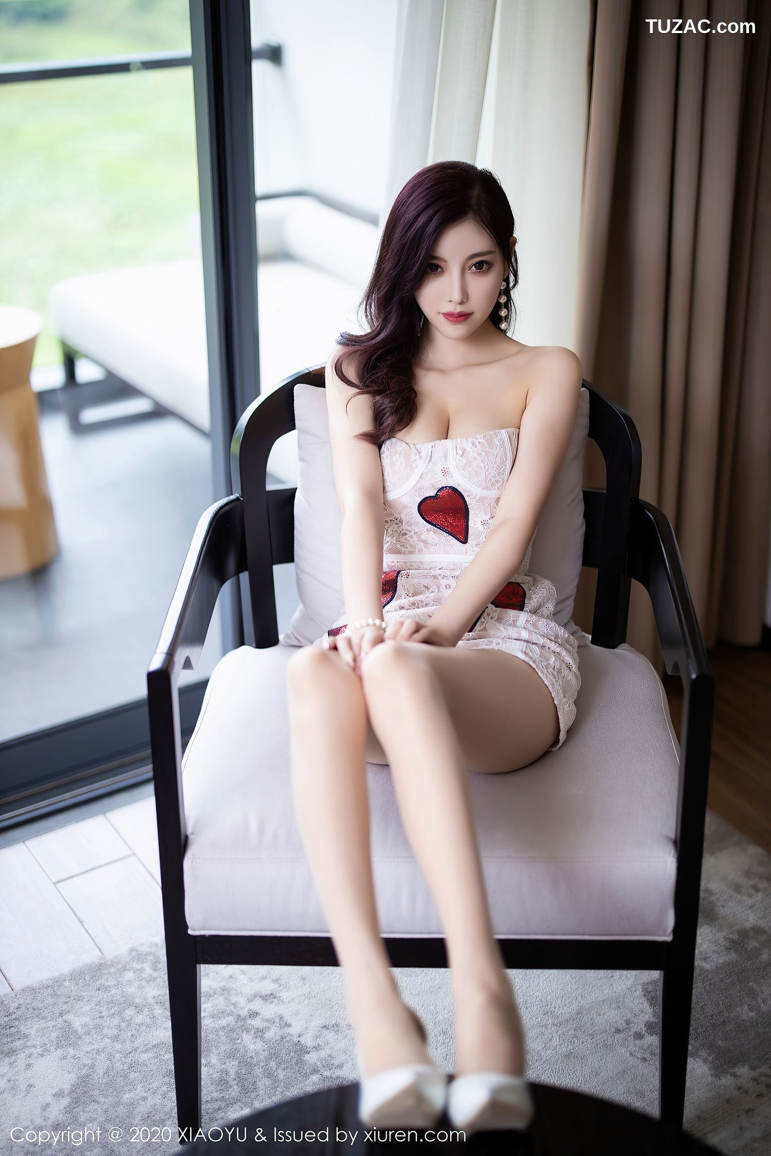 XiaoYu语画界-368-杨晨晨-《典雅吊裙与极致朦胧丝袜》-2020.09.14