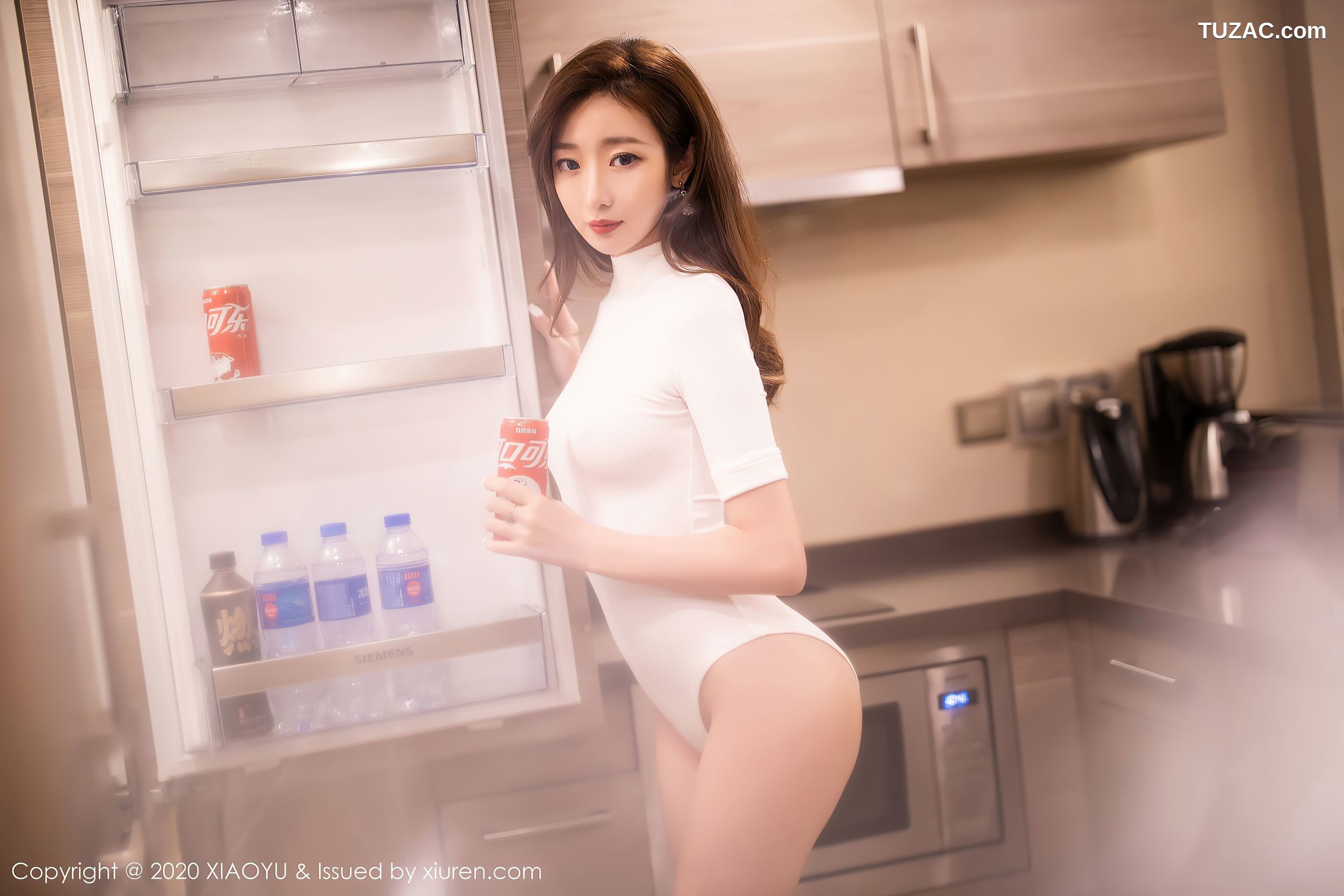 XiaoYu语画界-389-安琪Yee-《白色连体衣包裹曼妙有致娇躯》-2020.10.19