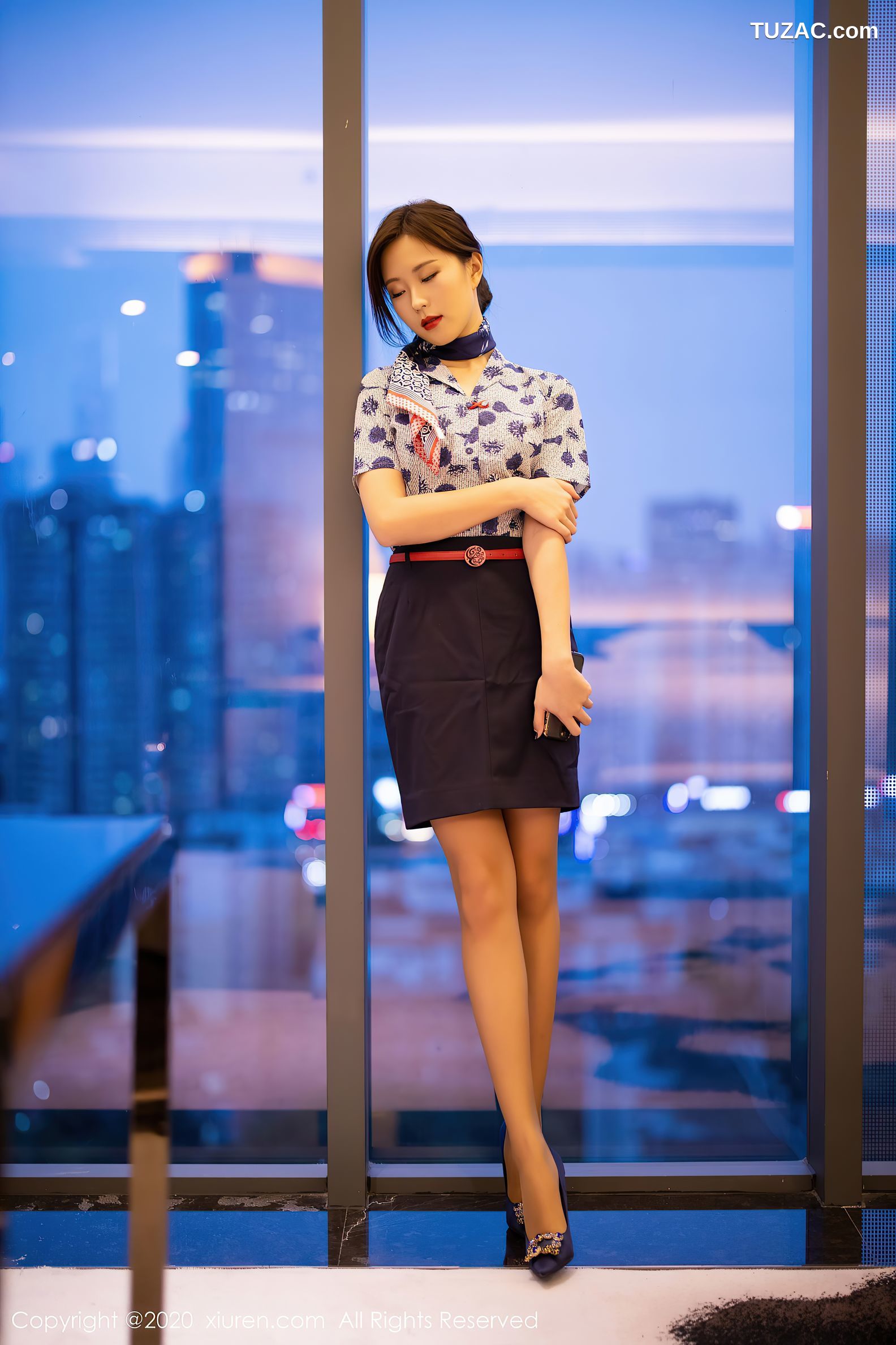 XiaoYu语画界-407-杨紫嫣-《黑丝美腿空乘制服系列》-2020.11.12