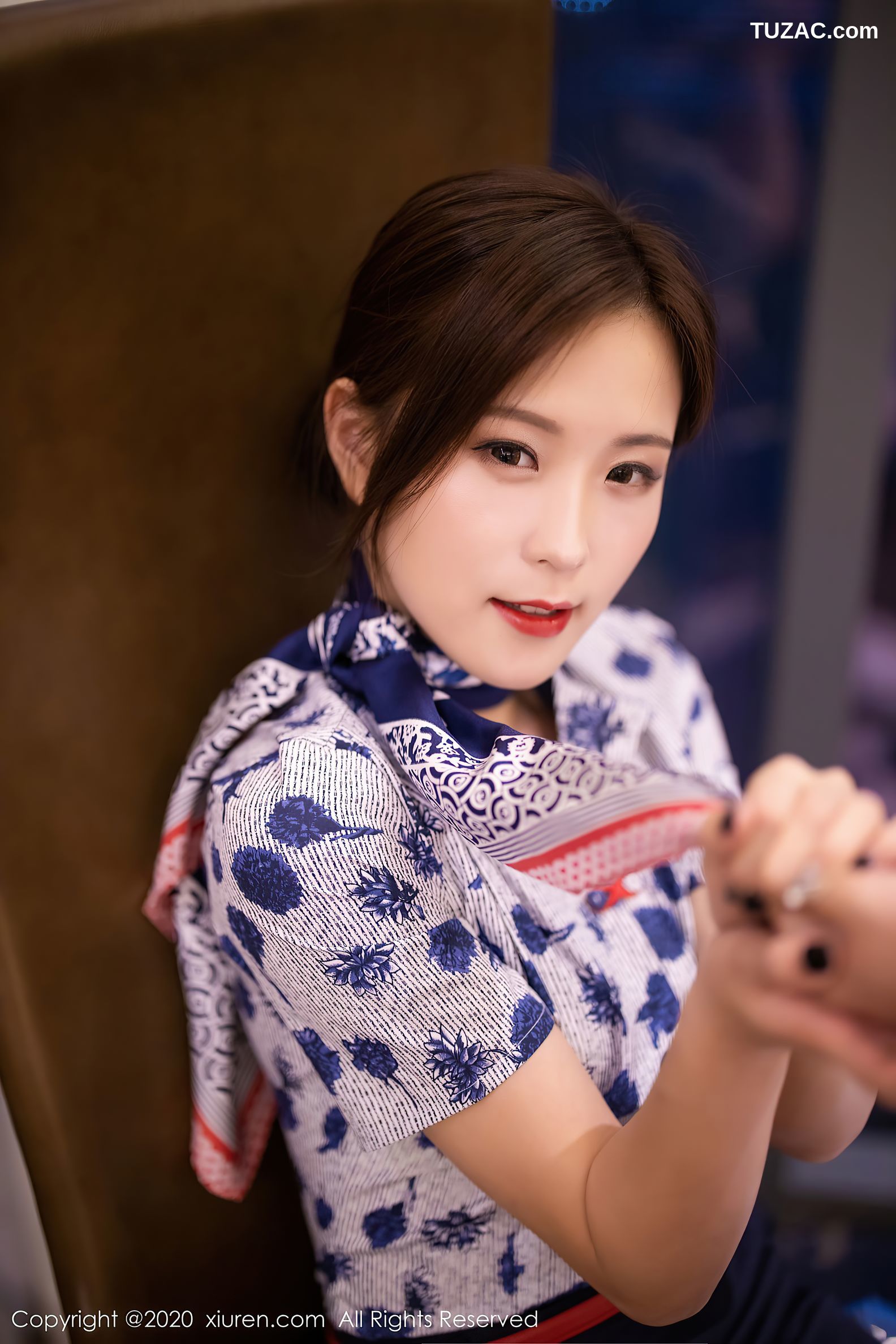 XiaoYu语画界-407-杨紫嫣-《黑丝美腿空乘制服系列》-2020.11.12