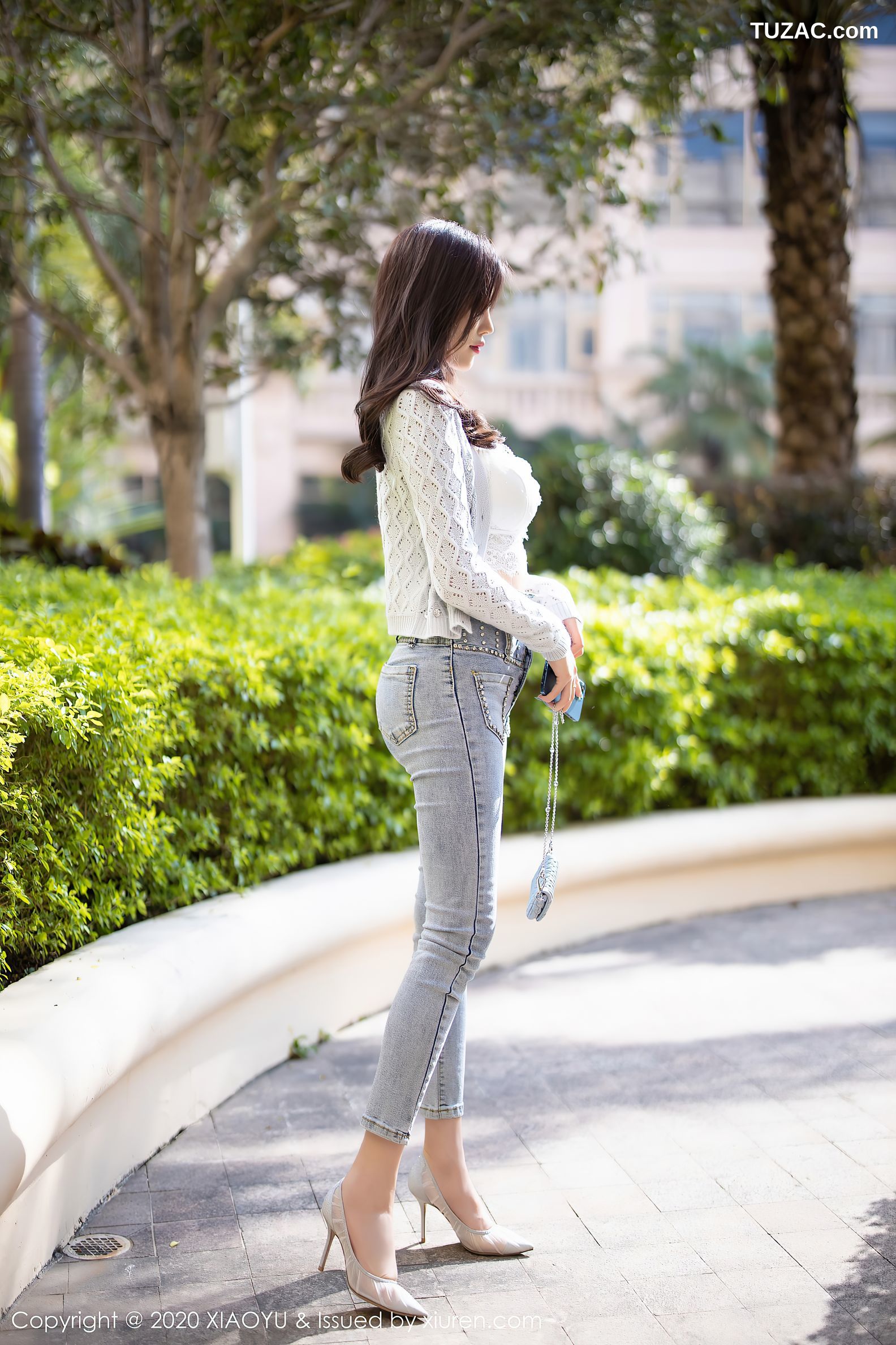 XiaoYu语画界-433-杨晨晨-《率性的牛仔裤与蕾丝内衣》-2020.12.18