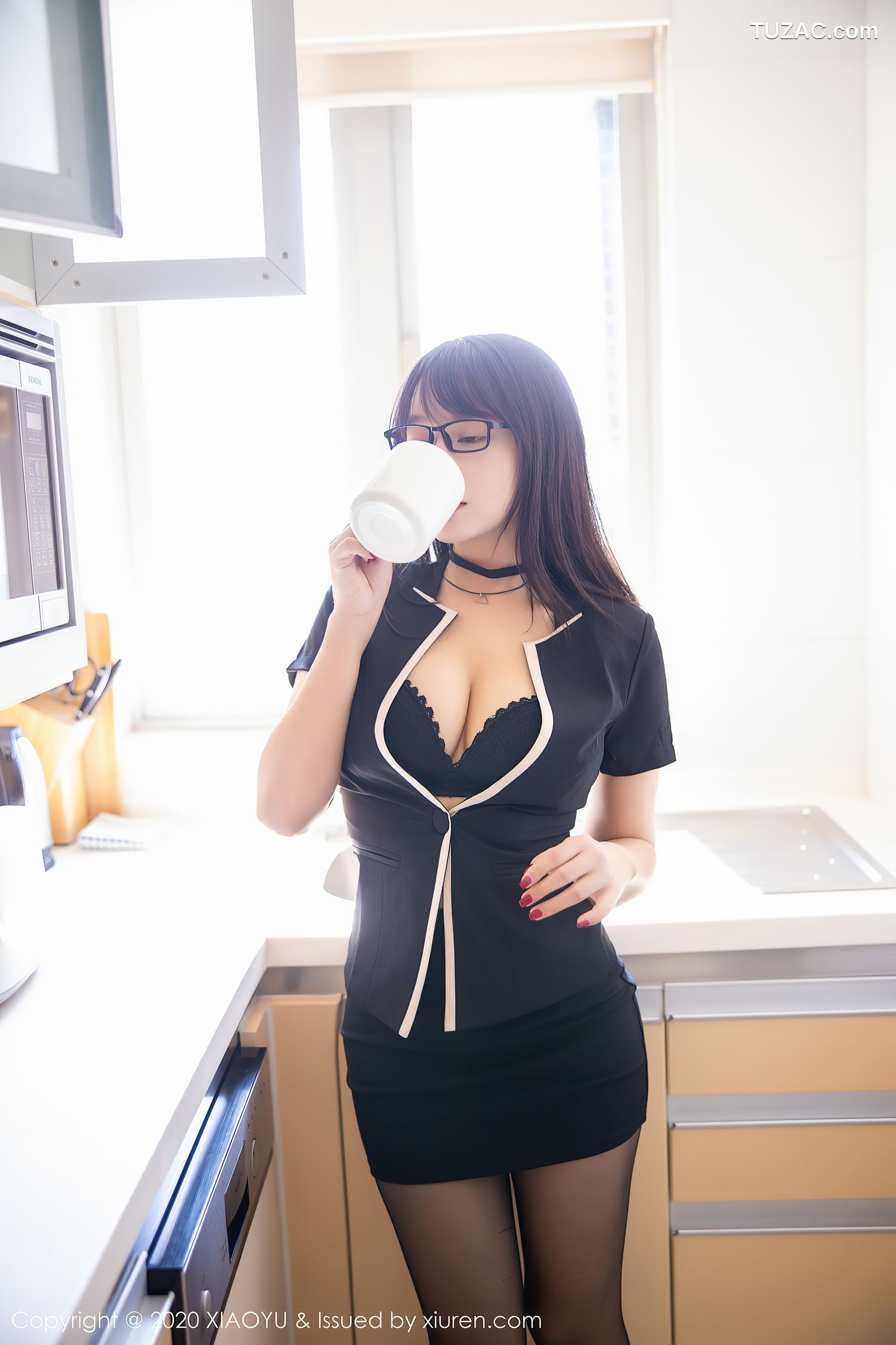 XiaoYu语画界-436-何嘉颖-《黑色的经典职场制服系列》-2020.12.23