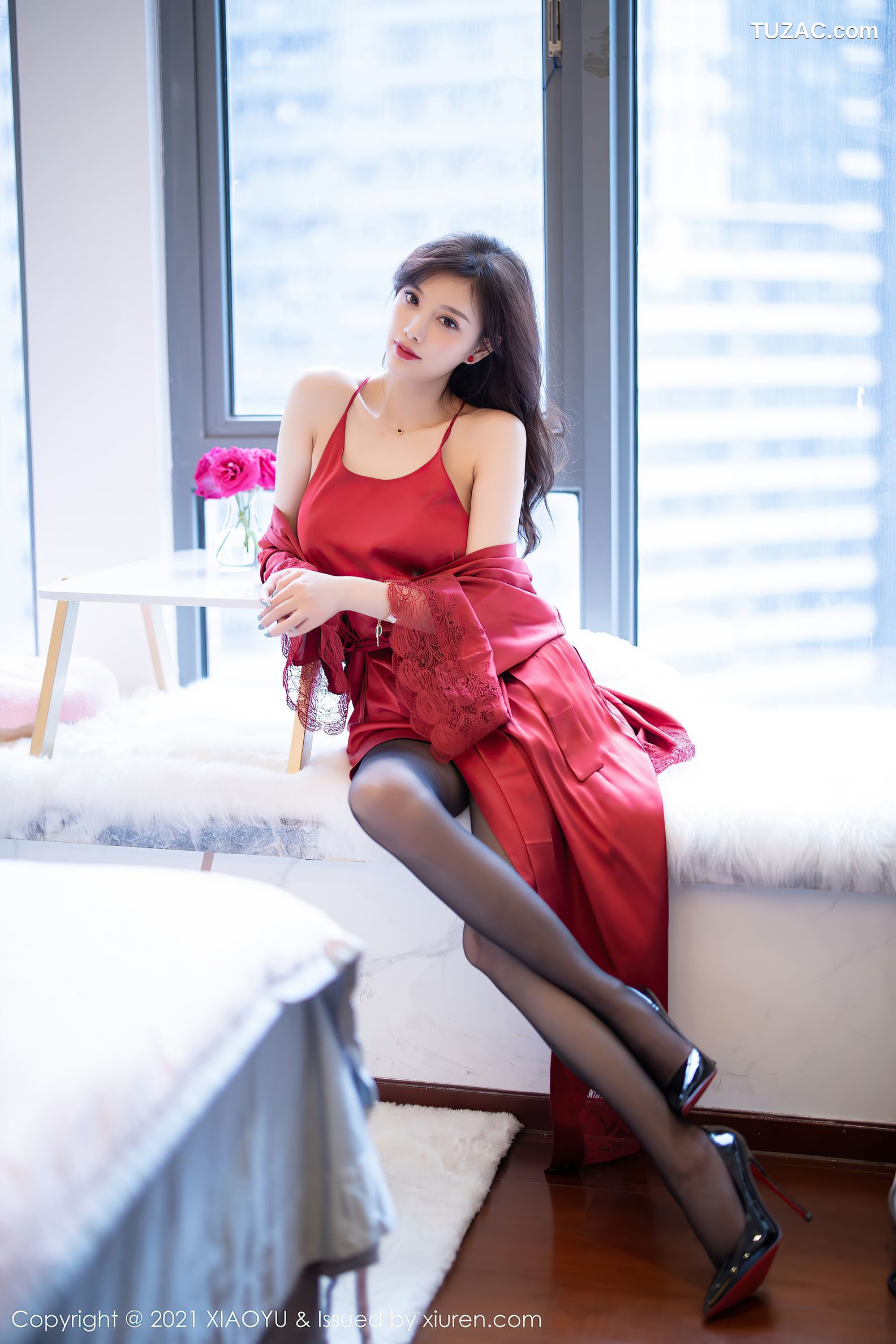 XiaoYu语画界-460-杨晨晨-红色蕾丝外衣黑丝-2021.01.27