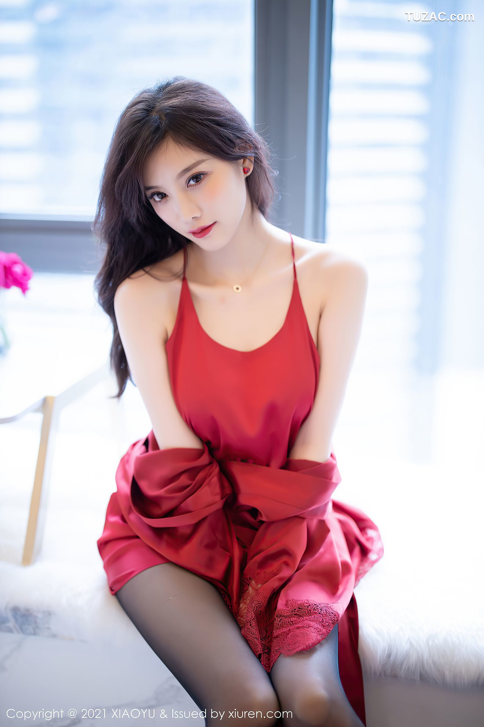 XiaoYu语画界-460-杨晨晨-红色蕾丝外衣黑丝-2021.01.27