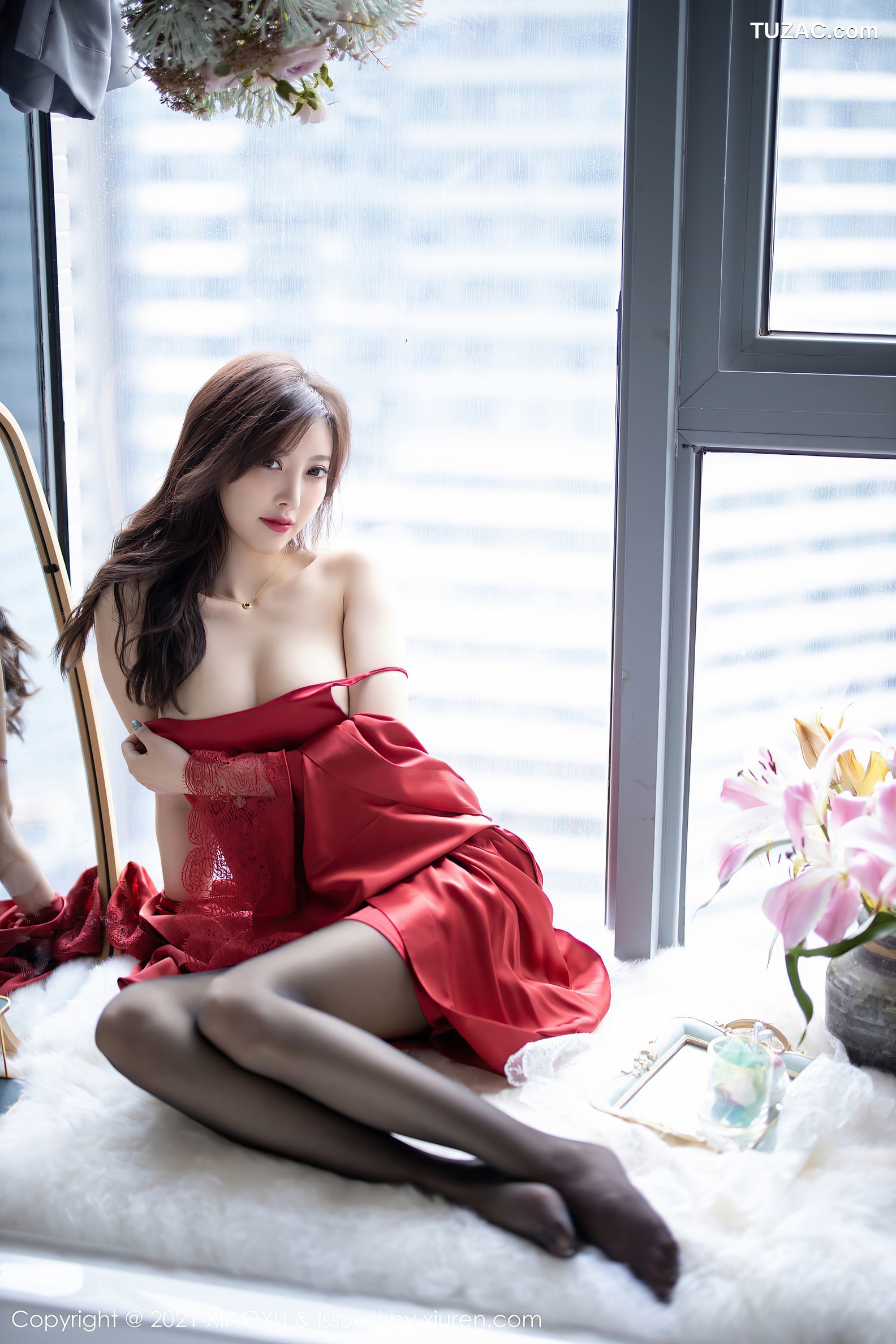 XiaoYu语画界-460-杨晨晨-红色蕾丝外衣黑丝-2021.01.27