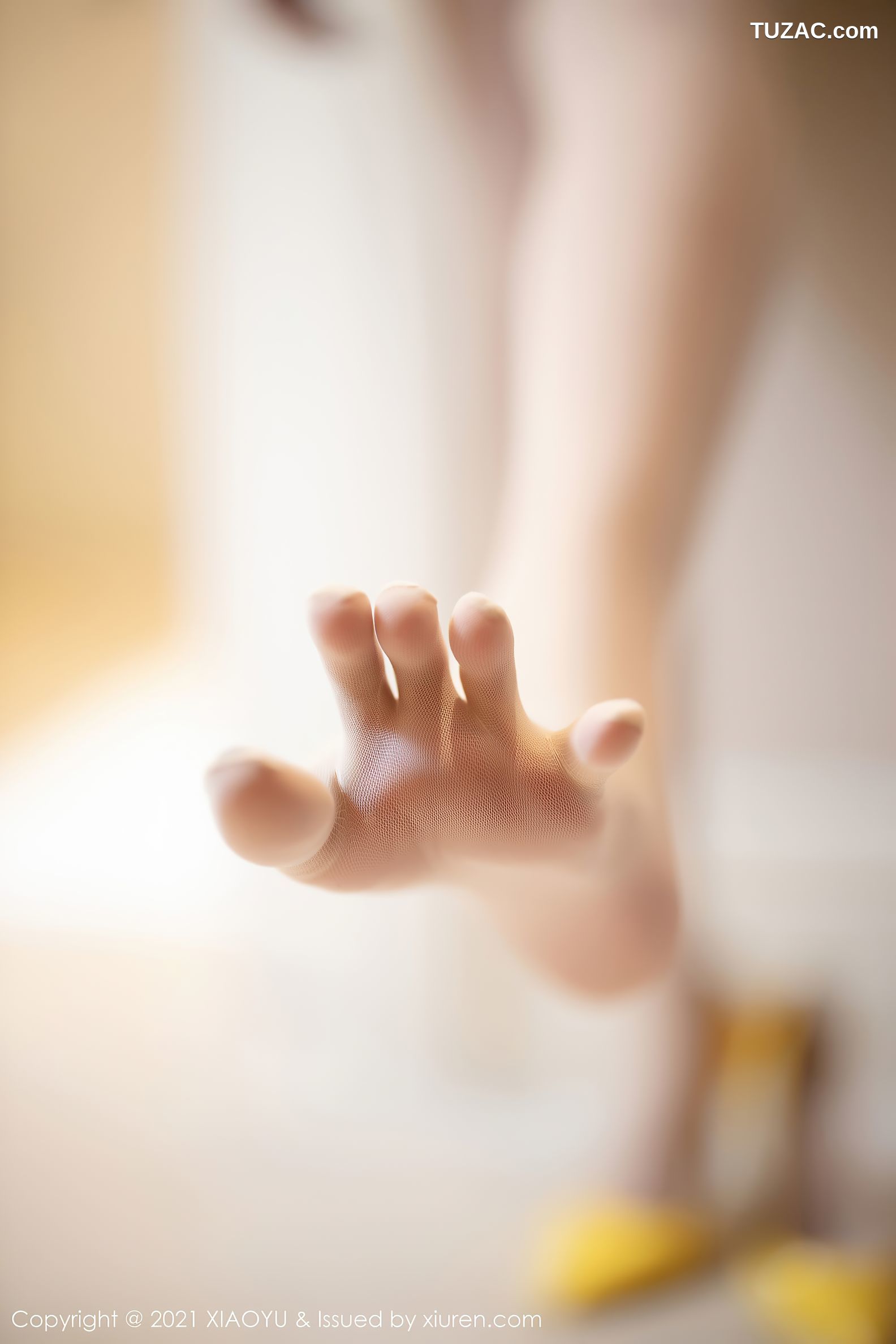 XiaoYu语画界-464-杨晨晨-成都旅拍-肉丝翘臀诱惑-2021.02.02