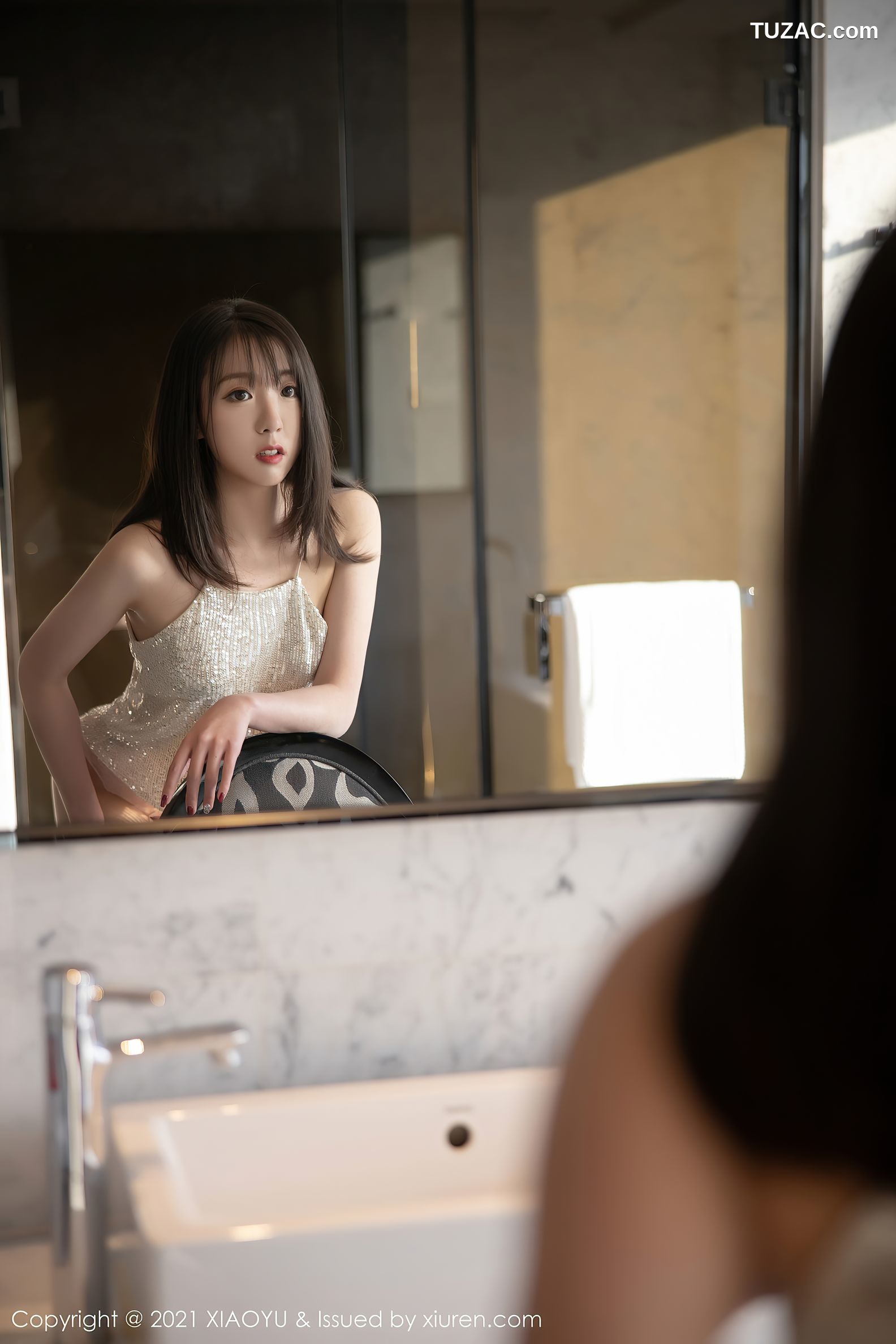 XiaoYu语画界-479-蜜桃酱-华丽都市ol主题肉丝翘臀诱惑-2021.03.02