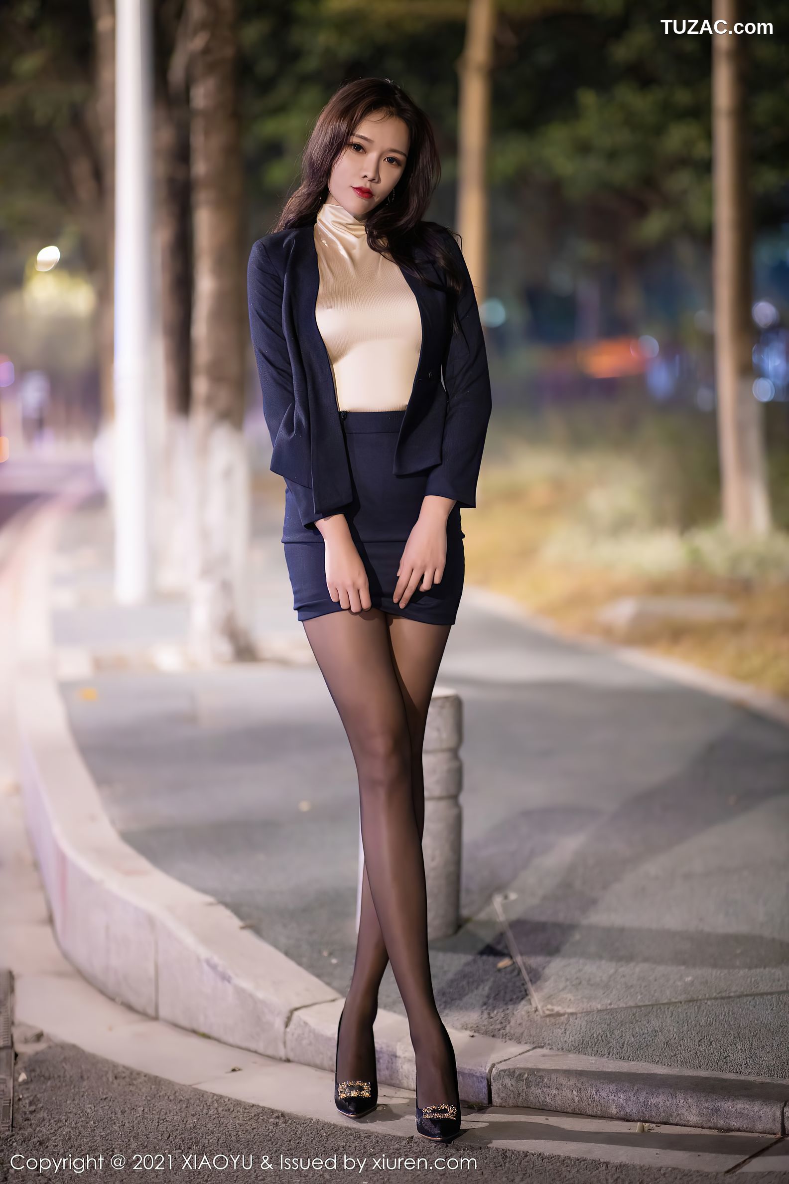 XiaoYu语画界-481-娜比-时尚外景车拍主题黑丝-2021.03.04