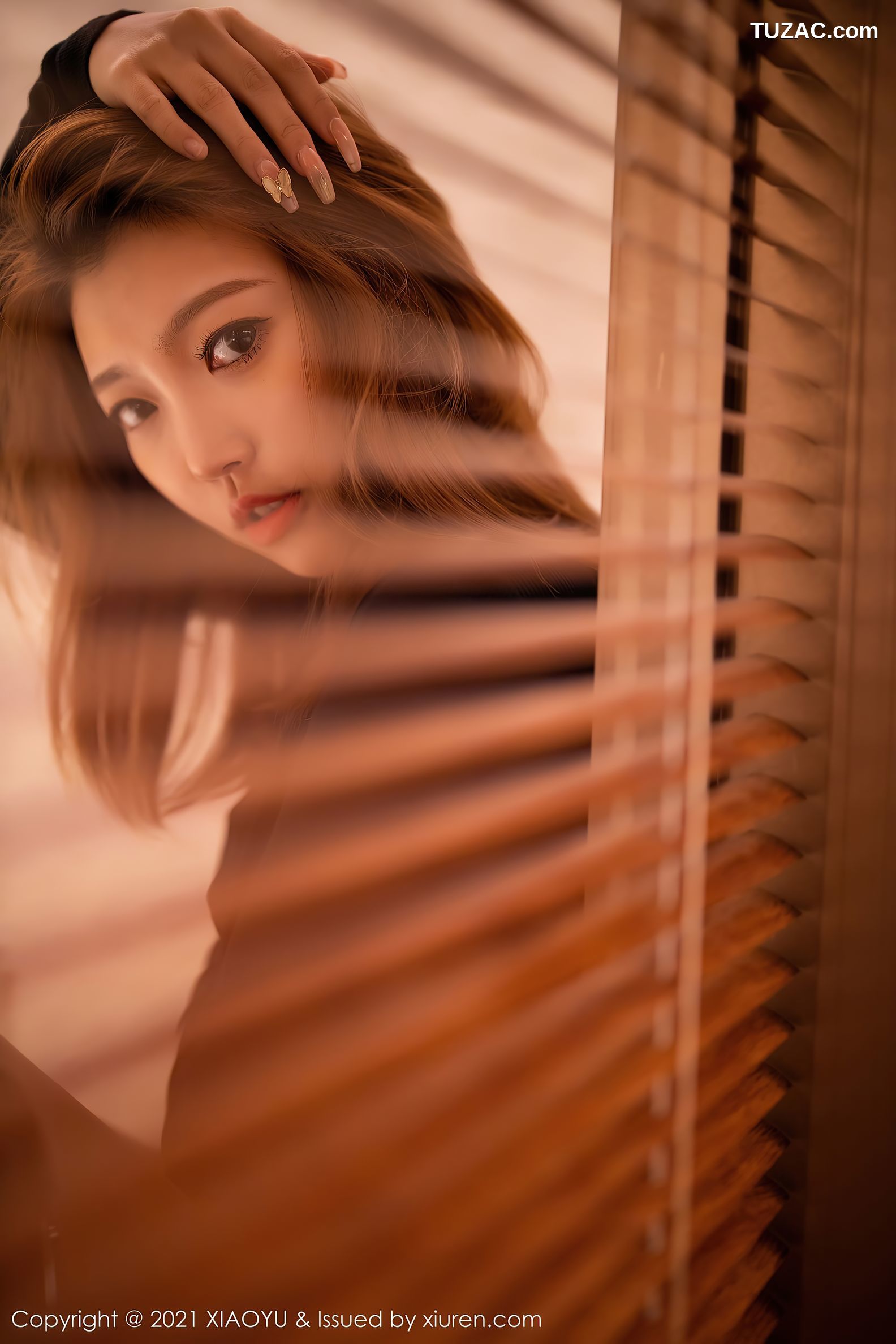 XiaoYu语画界-483-冯木木-浴室黑色连体衣-2021.03.08