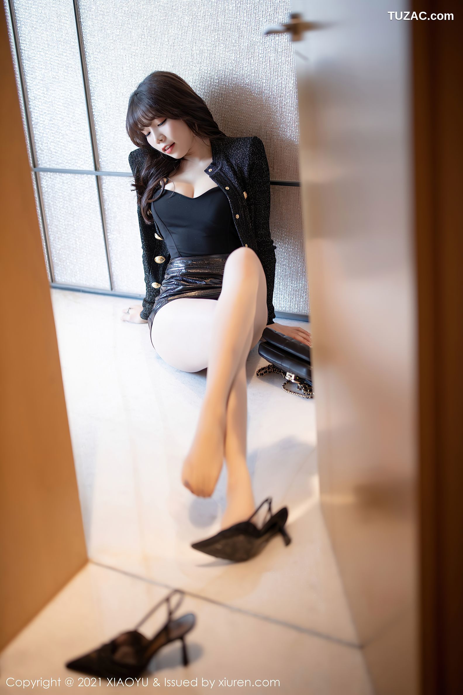 XiaoYu语画界-485-芝芝-时尚动人街拍-皮裙肉丝-2021.03.10