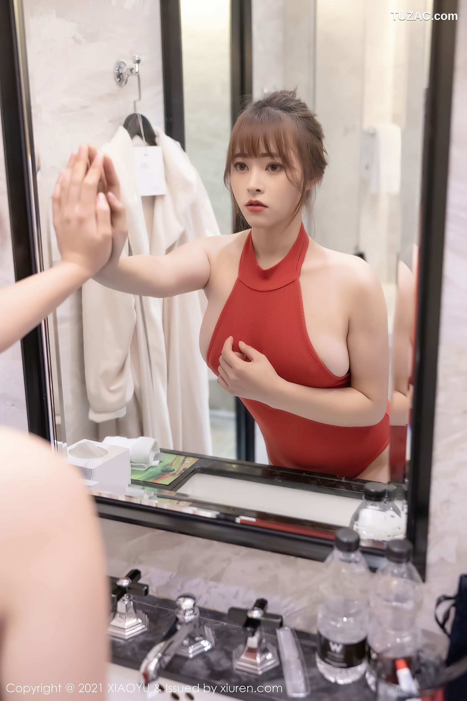 XiaoYu语画界-500-奈沐子-浴缸猩红连衣服饰黑丝-2021.03.31