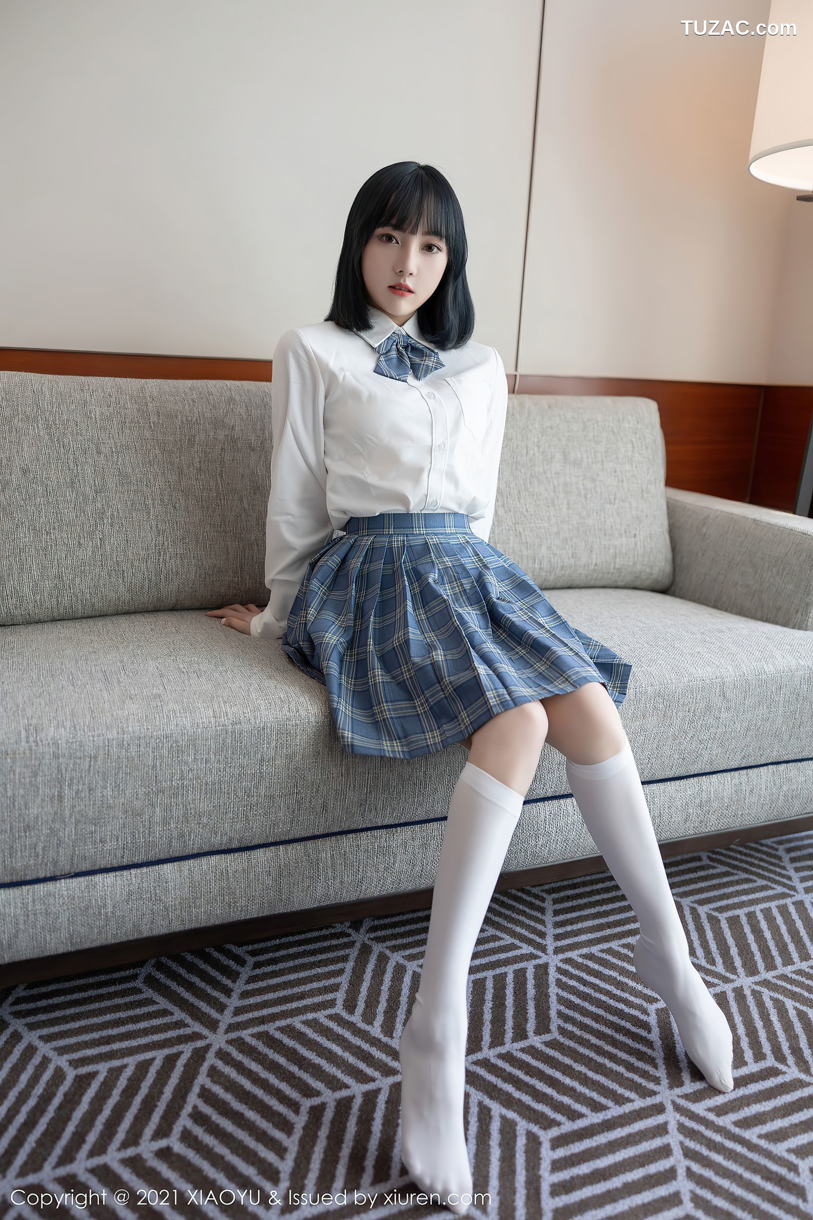 XiaoYu语画界-508-豆瓣酱-制服粉色内裤-2021.04.14